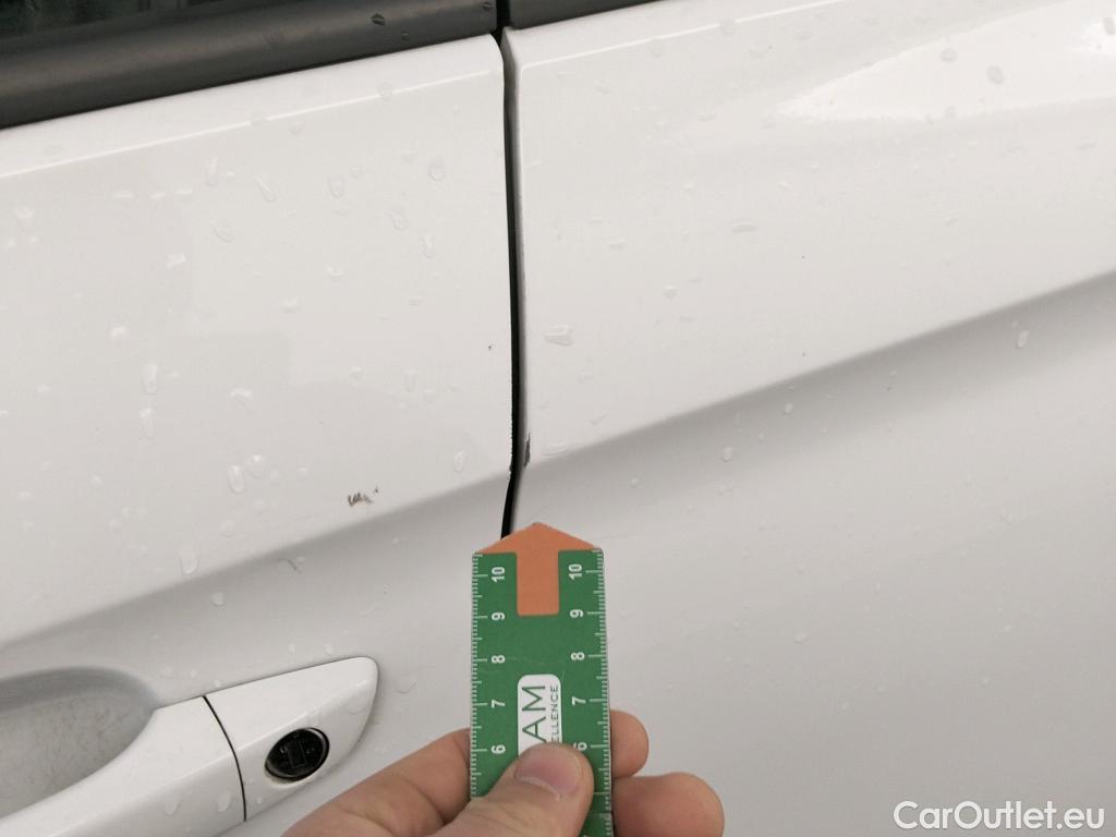  Opel   Grandland X OPEL Grandland / 2021 / 5P / todoterreno 1.5 CDTi Business Edition Auto #20