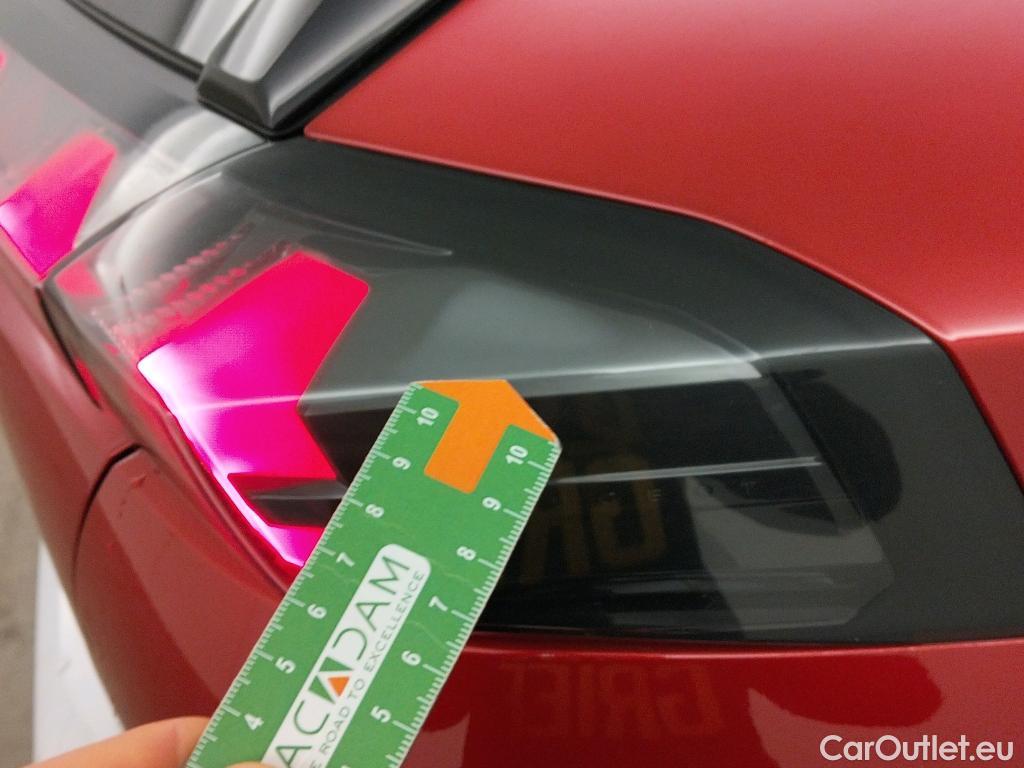  Peugeot  2008 PEUGEOT  / 2019 / 5P / todoterreno Active Pack BlueHDI 81kW (110CV) #4