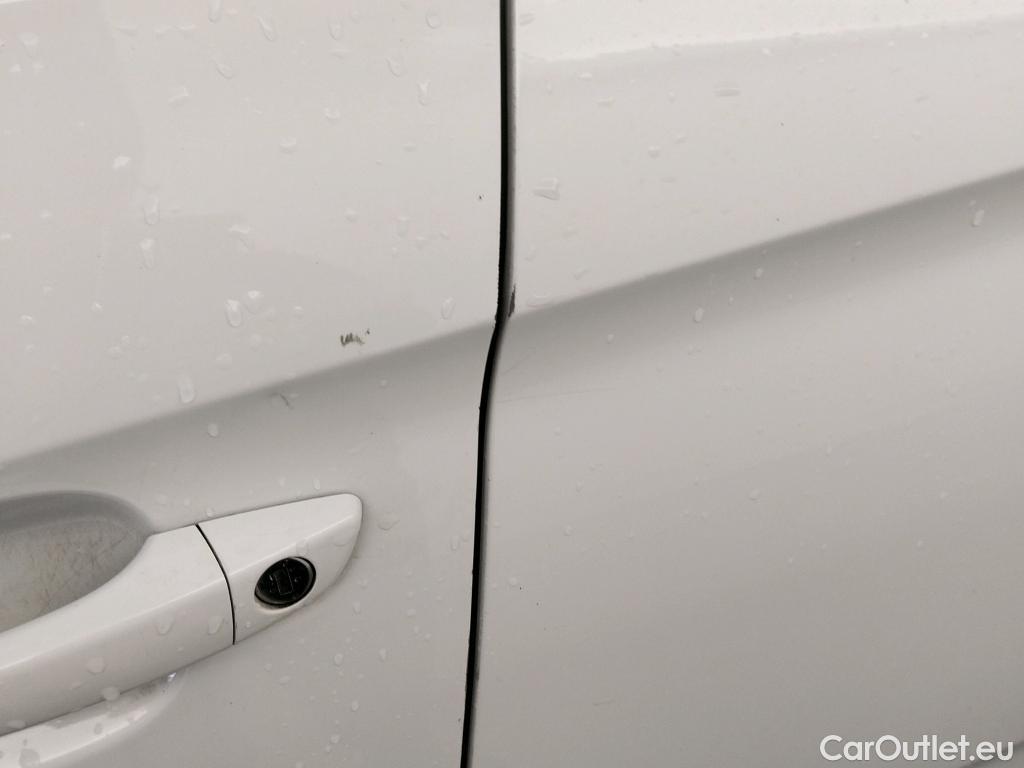  Opel   Grandland X OPEL Grandland / 2021 / 5P / todoterreno 1.5 CDTi Business Edition Auto #19