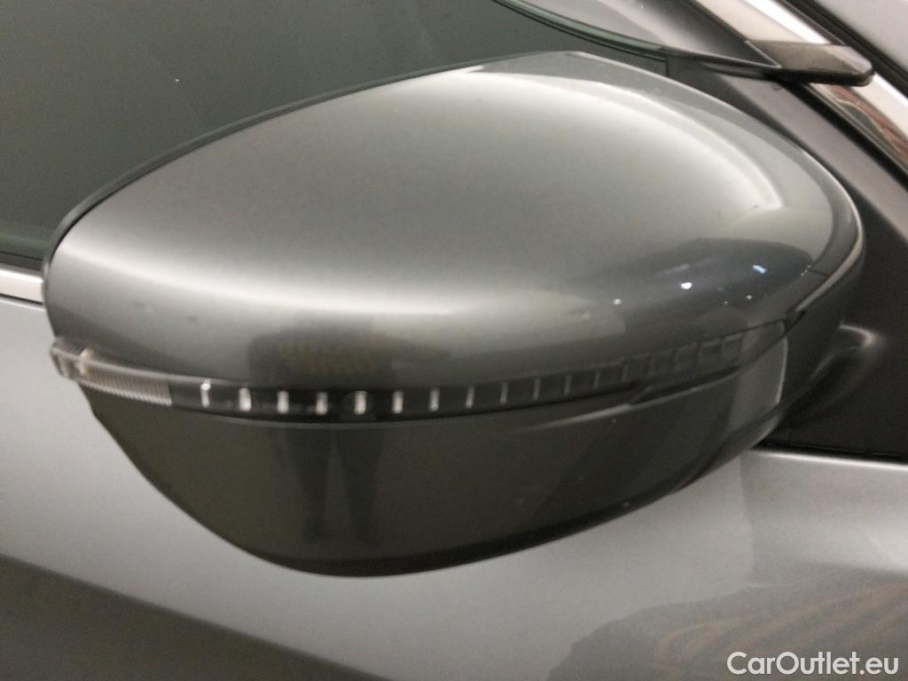  Nissan  Qashqai NISSAN  / 2017 / 5P / todoterreno DIG-T 116 kW (160 CV) E6D DCT N-STYLE #11