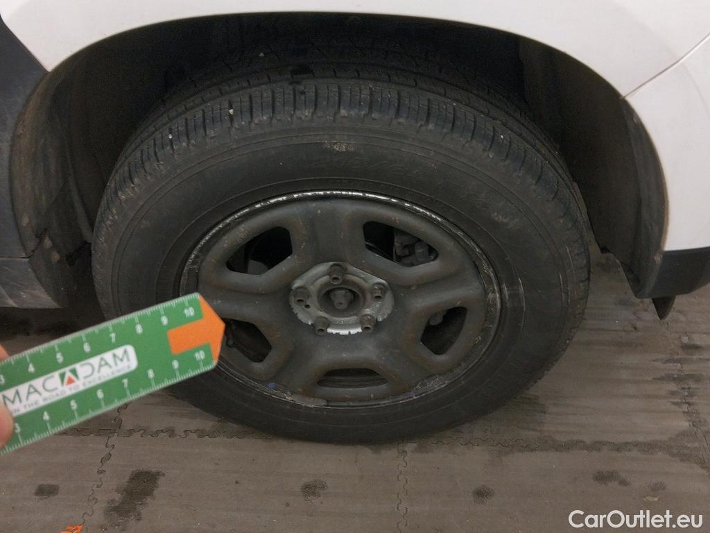  Dacia  Duster DACIA  / 2018 / 5P / todoterreno Essential Blue dCi 85kW (115CV) 4X4 #38