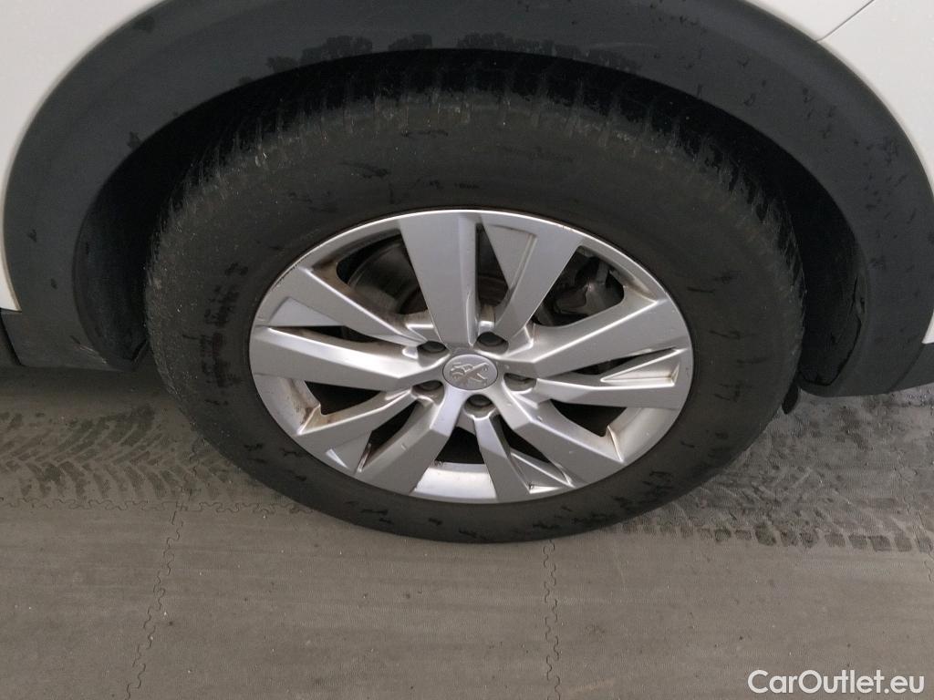  Peugeot  3008 PEUGEOT  / 2020 / 5P / todoterreno 1.5 BlueHDi 96kW (130CV) S&S Active Pack (AC4) #3