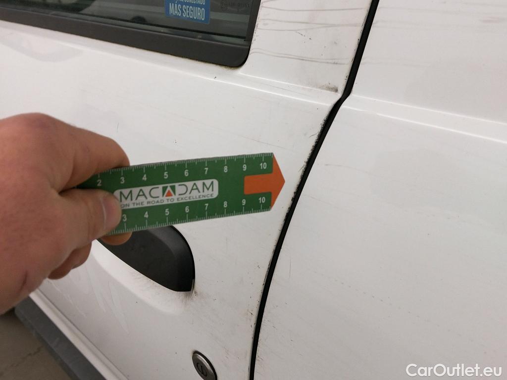  Dacia  Duster DACIA  / 2018 / 5P / todoterreno Essential Blue dCi 85kW (115CV) 4X4 #18