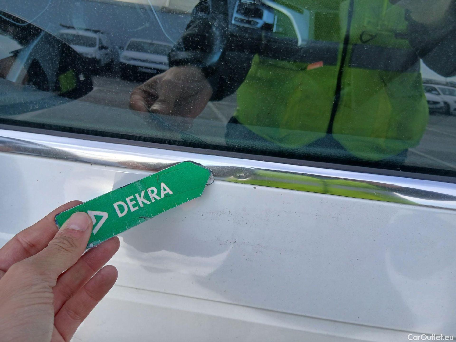  Audi  A4 AUDI  / 2015 / 4P / sedán S line ed 2.0 TDI 140kW quattro S tronic #18