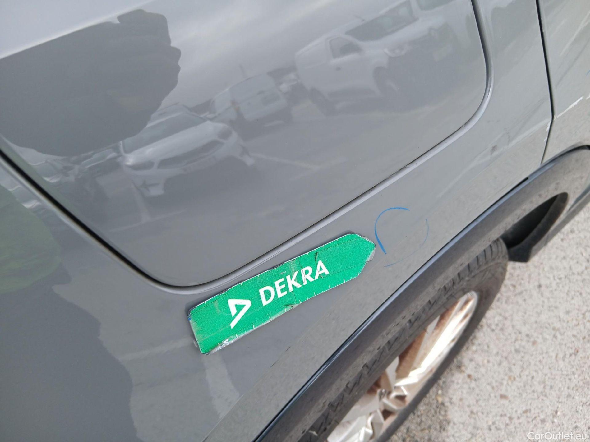  Audi  Q2 AUDI  / 2016 / 5P / todoterreno Design 30 TFSI 85kW (116CV) #34