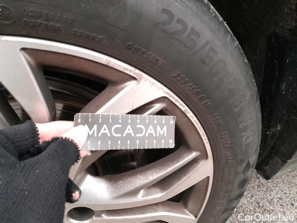  Bmw  X2 BMW  sDrive18i (CX3) #5