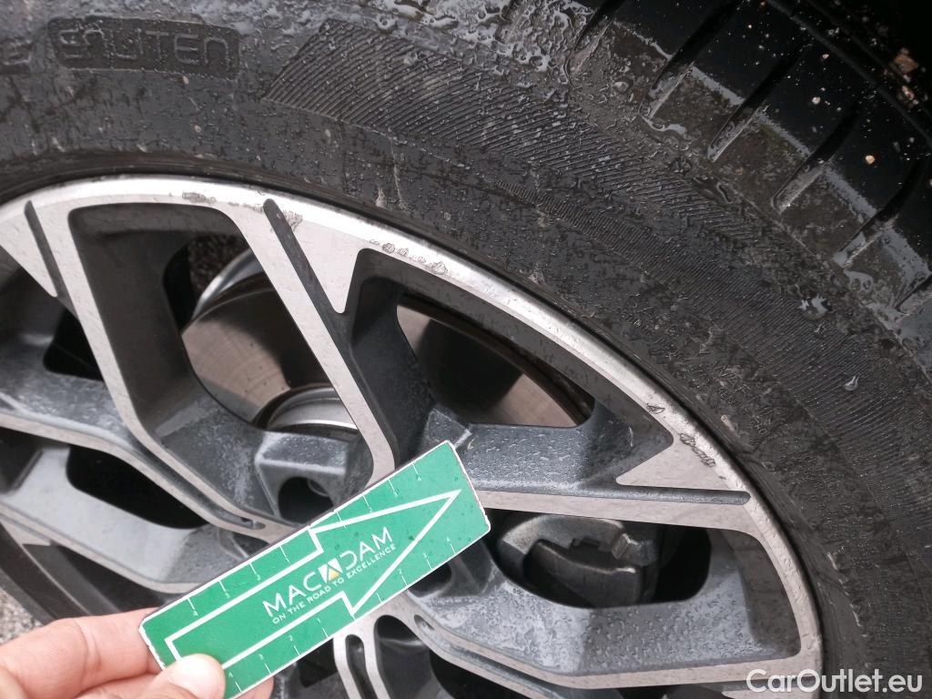  Bmw  X1 BMW  / 2019 / 5P / todoterreno sDrive18d #3