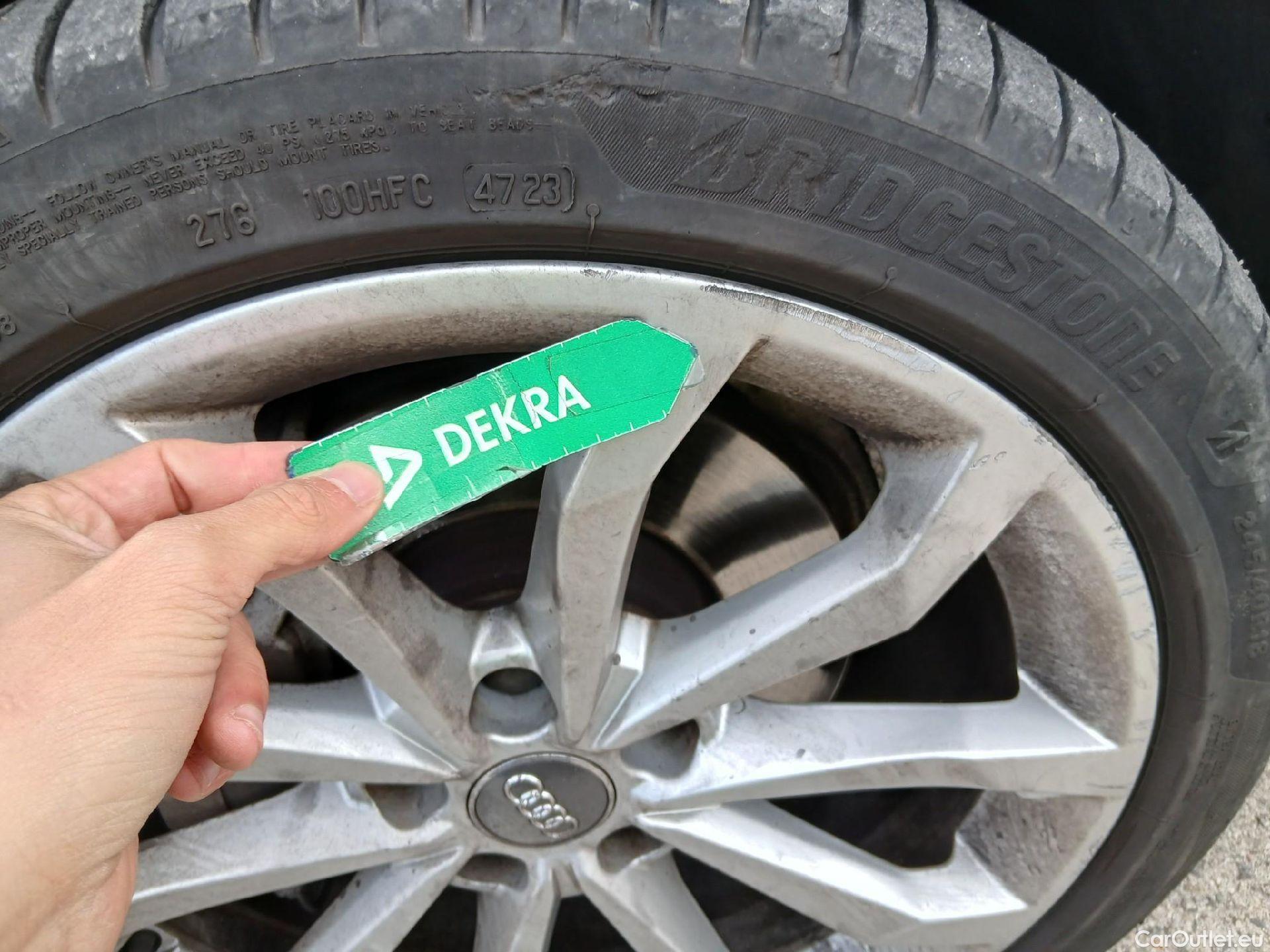  Audi  A4 AUDI  / 2015 / 4P / sedán S line ed 2.0 TDI 140kW quattro S tronic #38