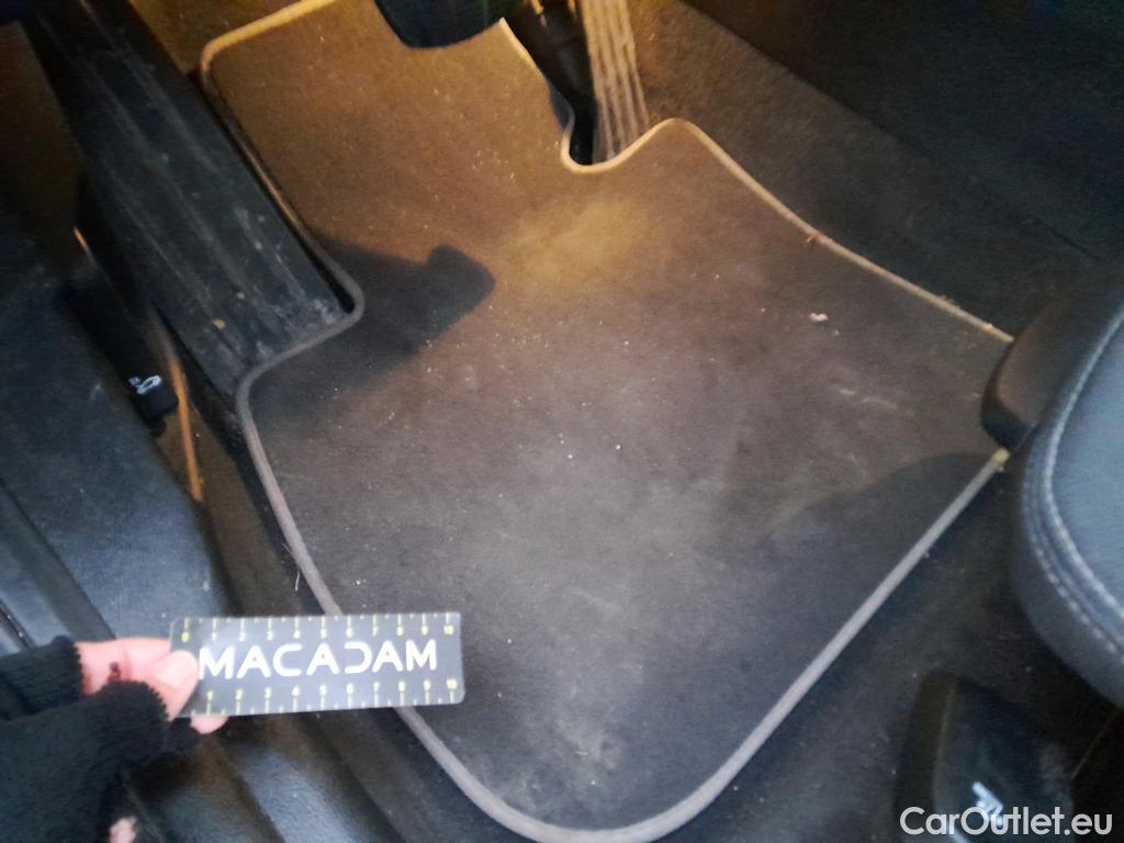  Bmw  X2 BMW  sDrive18i (CX3) #21