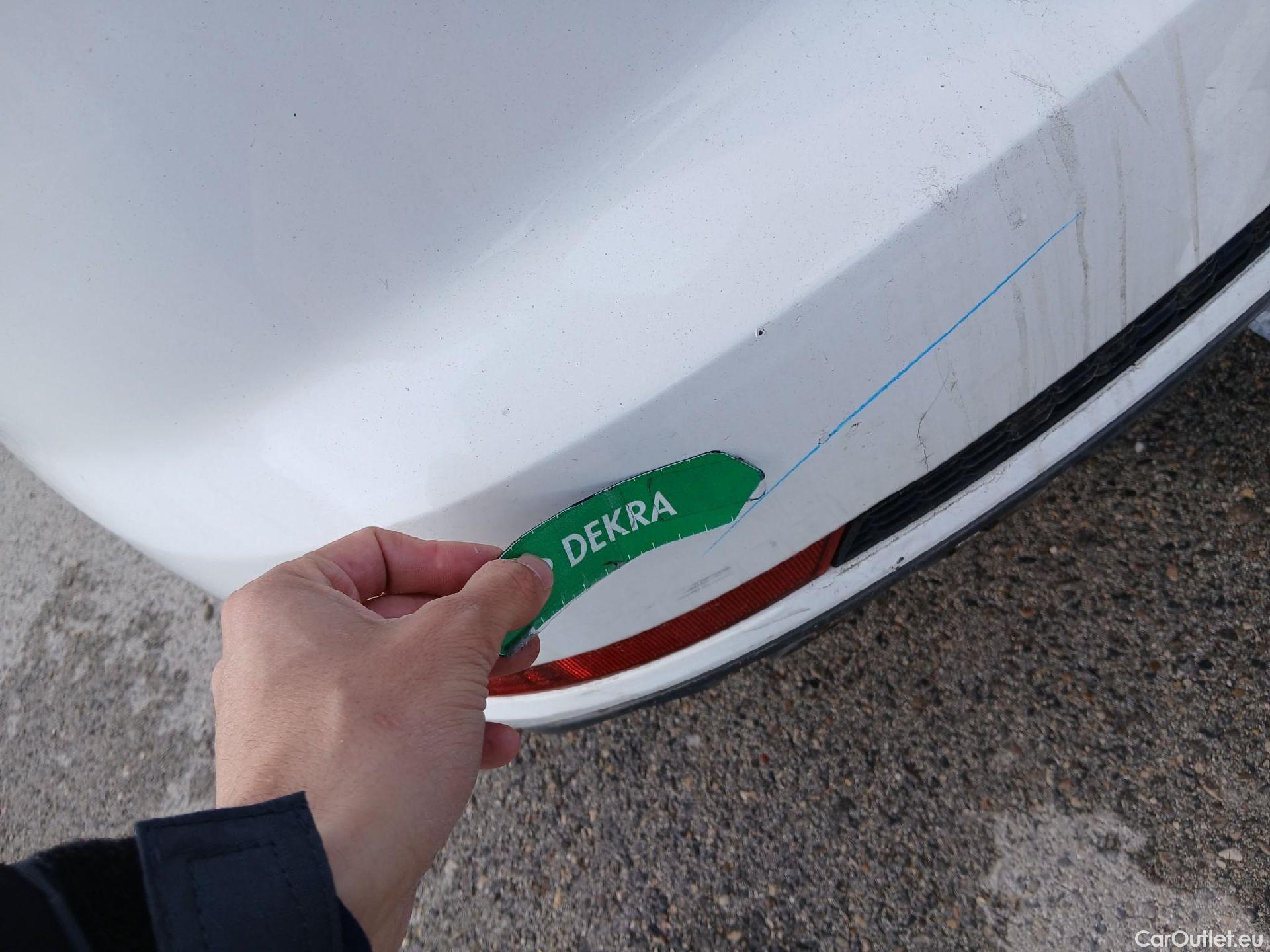  Audi  A4 AUDI  / 2015 / 4P / sedán S line ed 2.0 TDI 140kW quattro S tronic #26