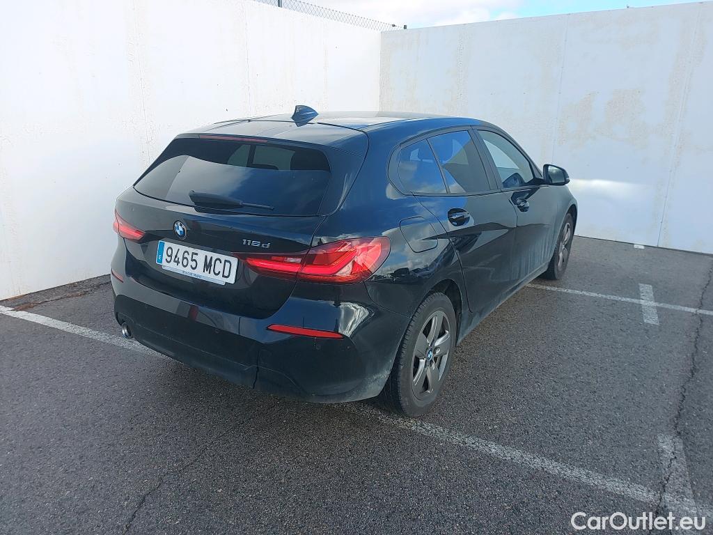  Bmw  Serie 1 BMW  / 2019 / 5P / berlina con portón 116d Corporate Auto. #16