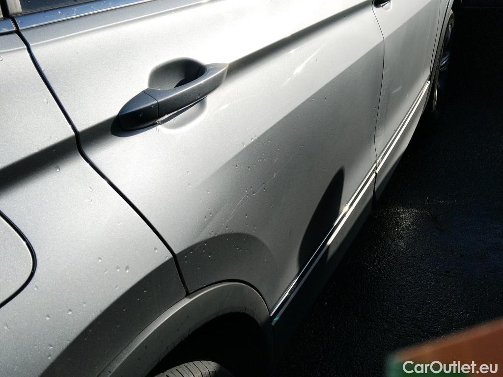  Volkswagen  Tiguan VOLKSWAGEN  Allspace / 2017 / 5P / todoterreno Sport 2.0 TDI 110kW (150CV) 4Motion DSG #5