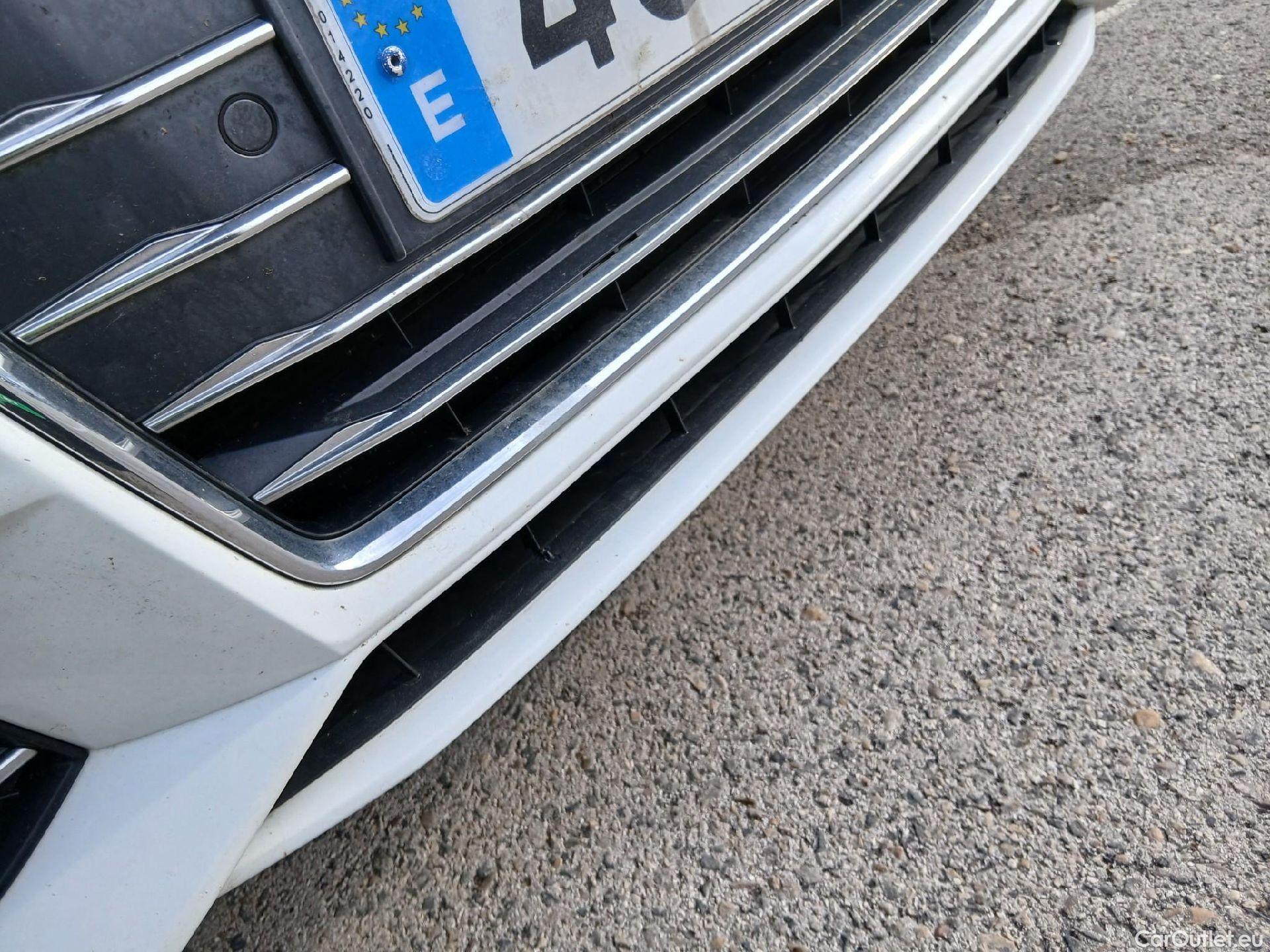  Audi  A4 AUDI  / 2015 / 4P / sedán S line ed 2.0 TDI 140kW quattro S tronic #7