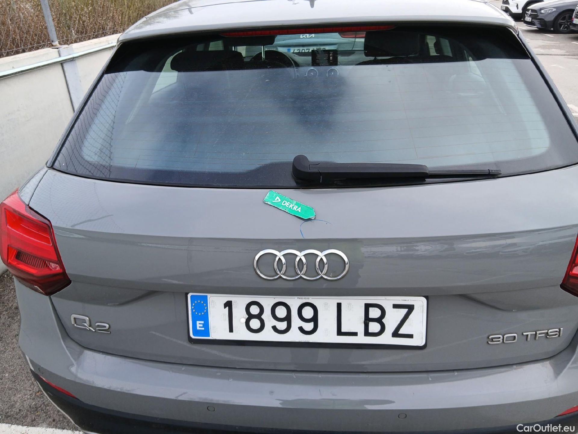  Audi  Q2 AUDI  / 2016 / 5P / todoterreno Design 30 TFSI 85kW (116CV) #28