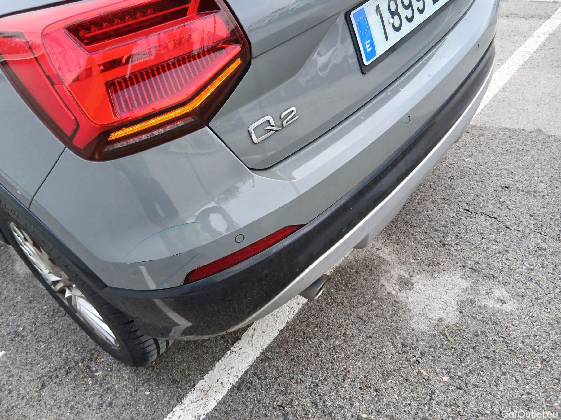  Audi  Q2 AUDI  / 2016 / 5P / todoterreno Design 30 TFSI 85kW (116CV) #25