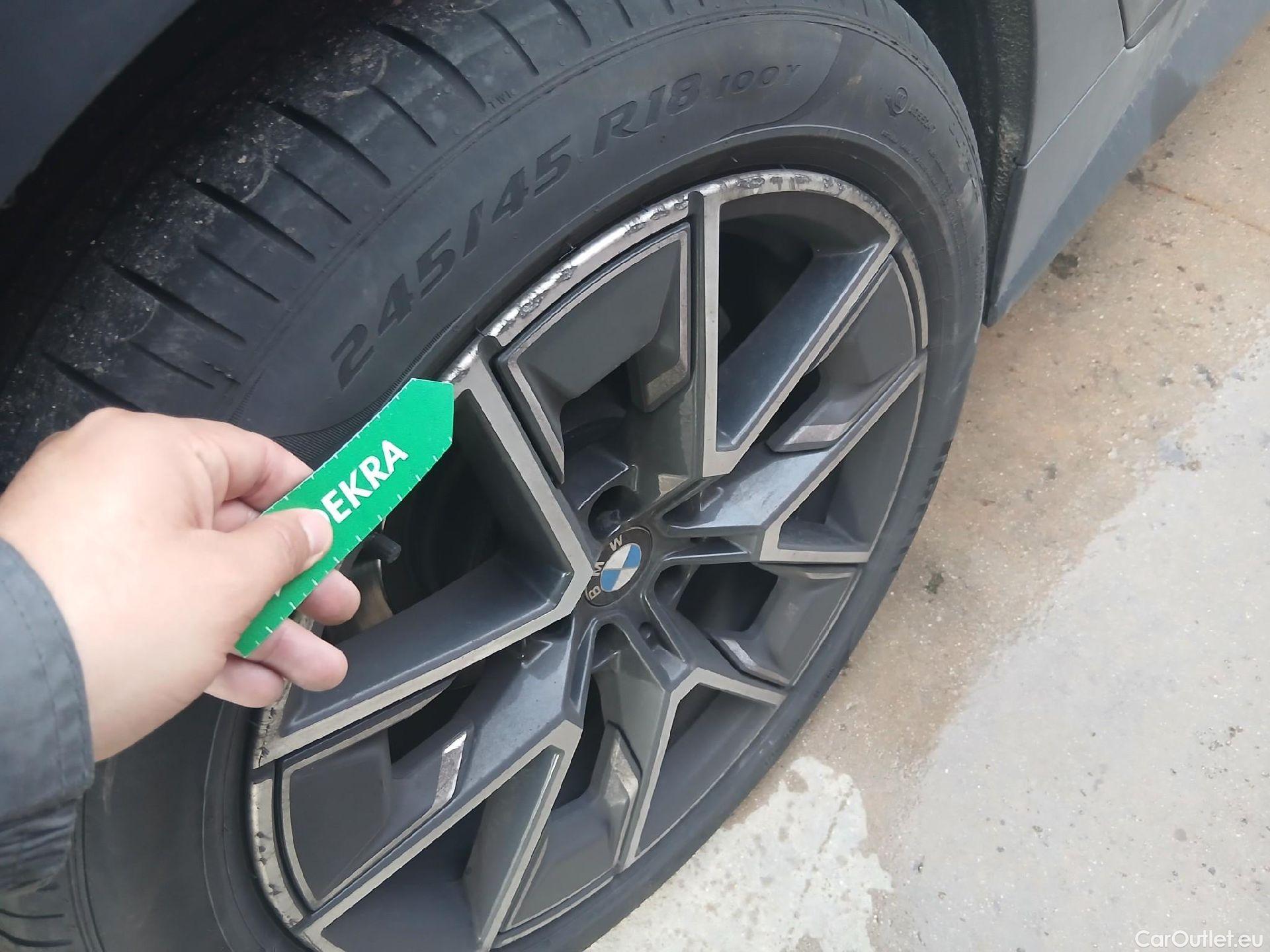  Bmw  Serie 4 BMW  / 2020 / 5P / berlina con portón Gran Coupé 420d #25