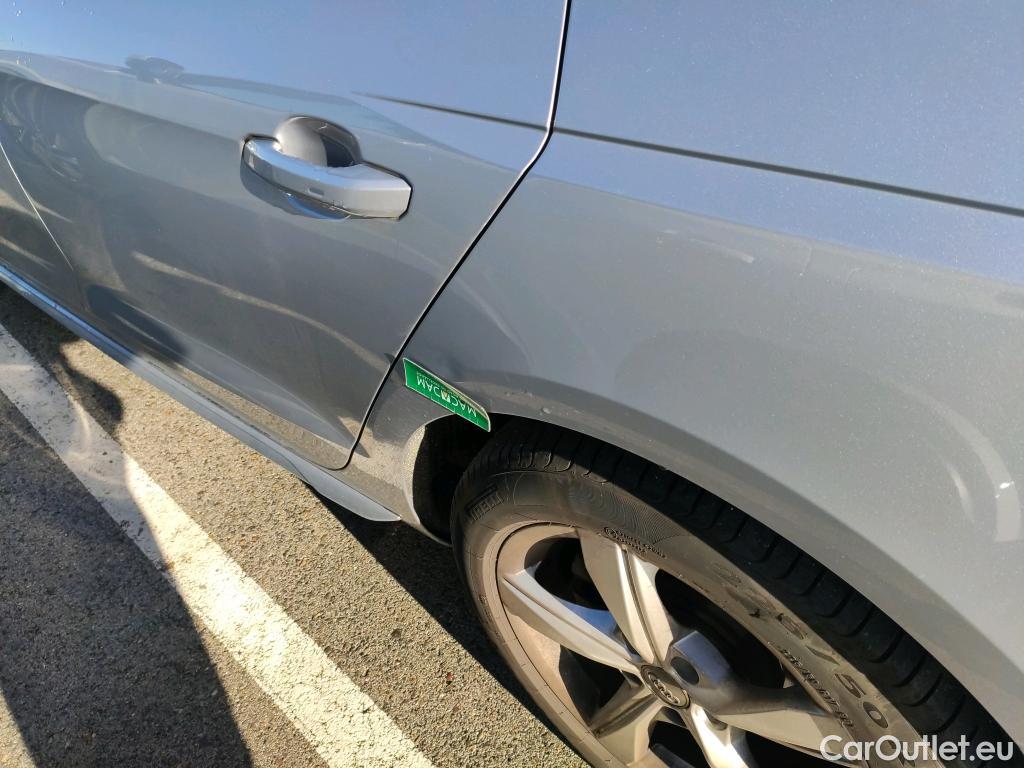  Audi  A4 AUDI  / 2019 / 5P / familiar Avant Advanced 35 TDI 120kW S tronic #19