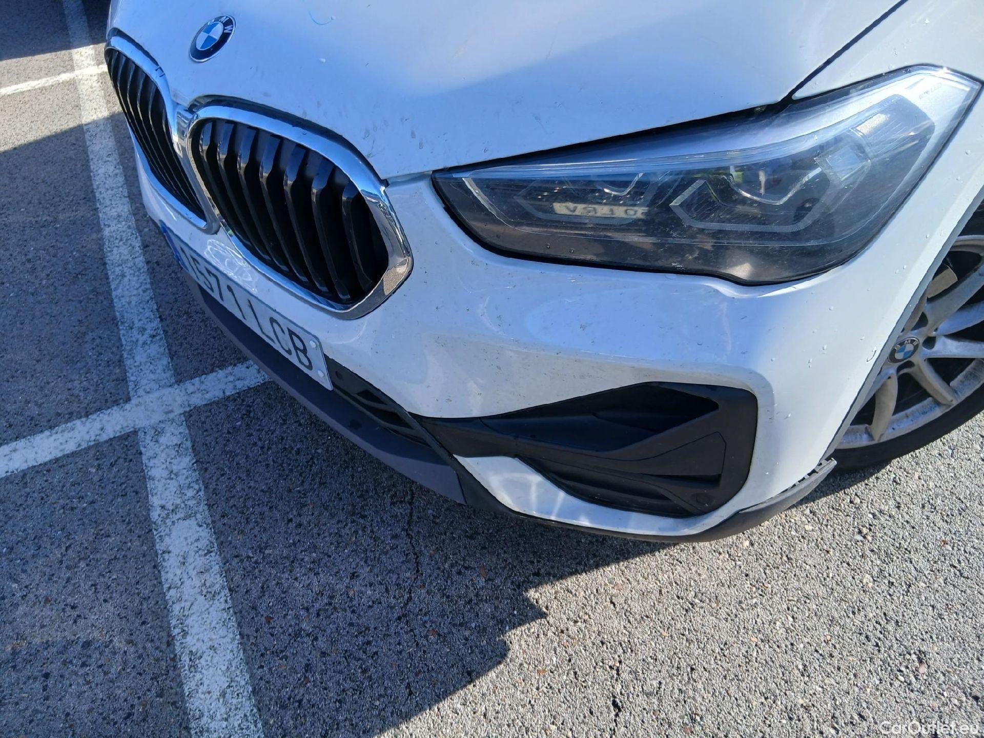  Bmw  X1 BMW  / 2015 / 5P / todoterreno sDrive16d Business #4