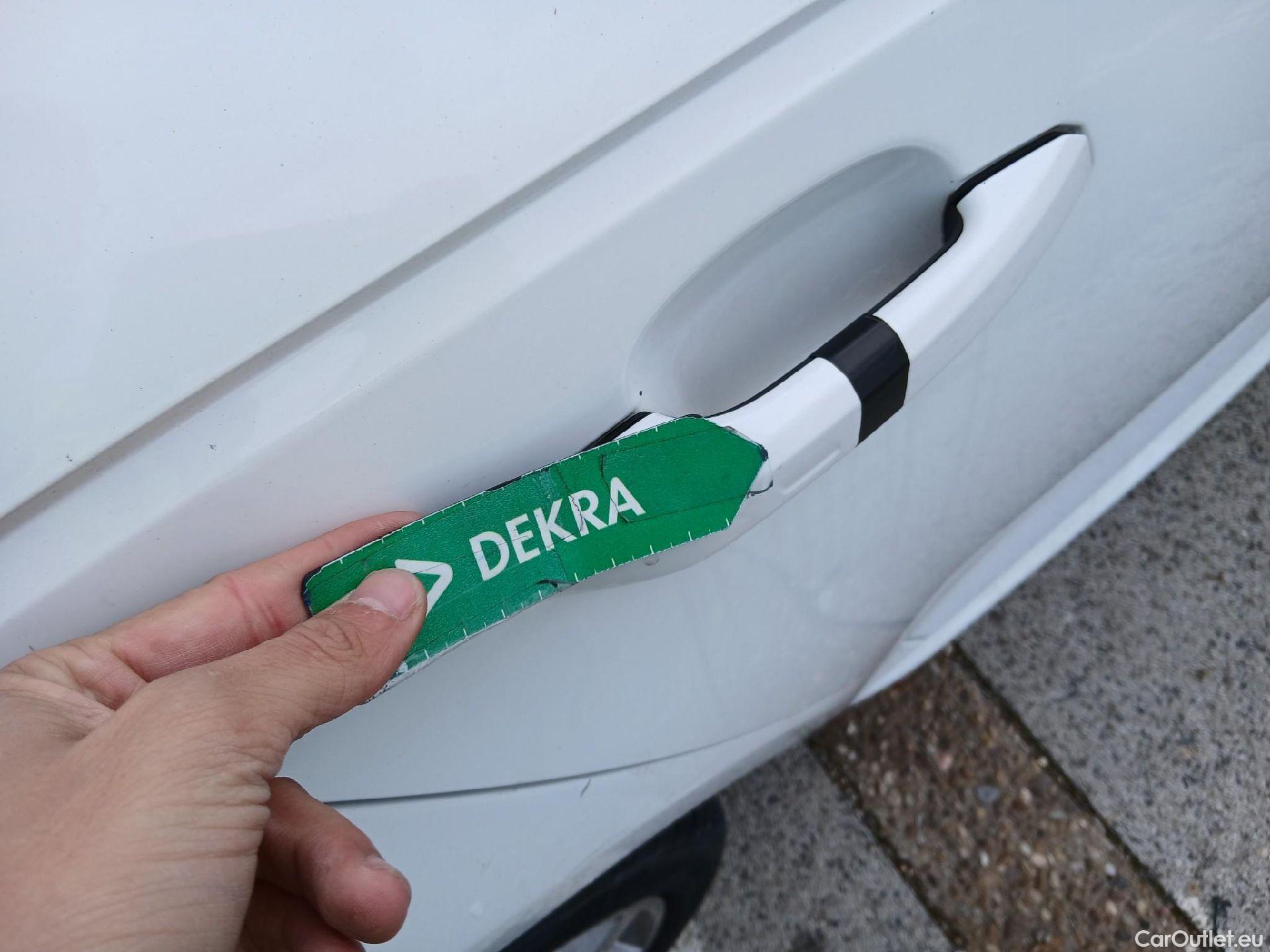  Audi  A4 AUDI  / 2015 / 4P / sedán S line ed 2.0 TDI 140kW quattro S tronic #34