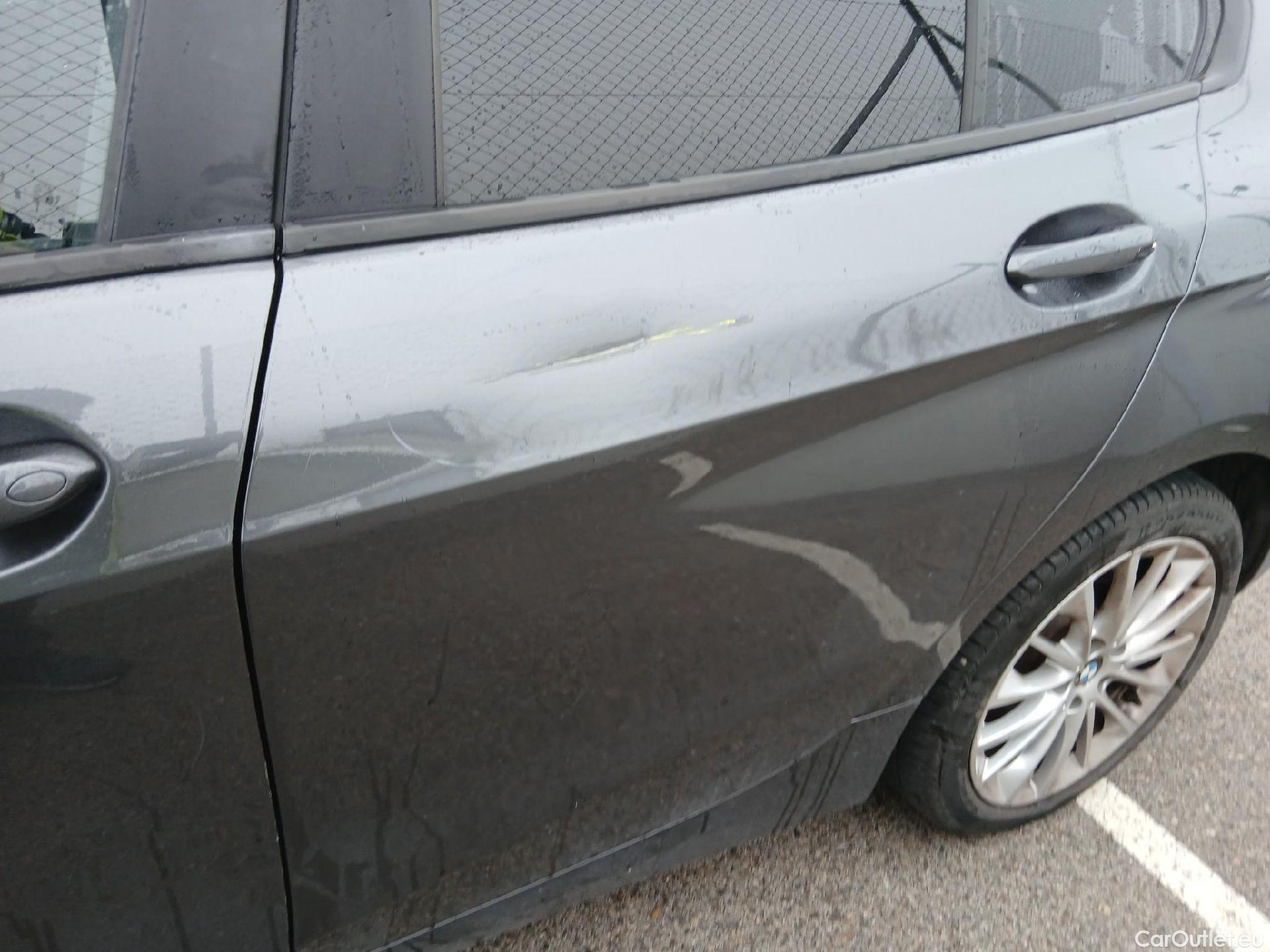  Bmw  Serie 1 BMW  / 2019 / 5P / berlina con portón 118i #16