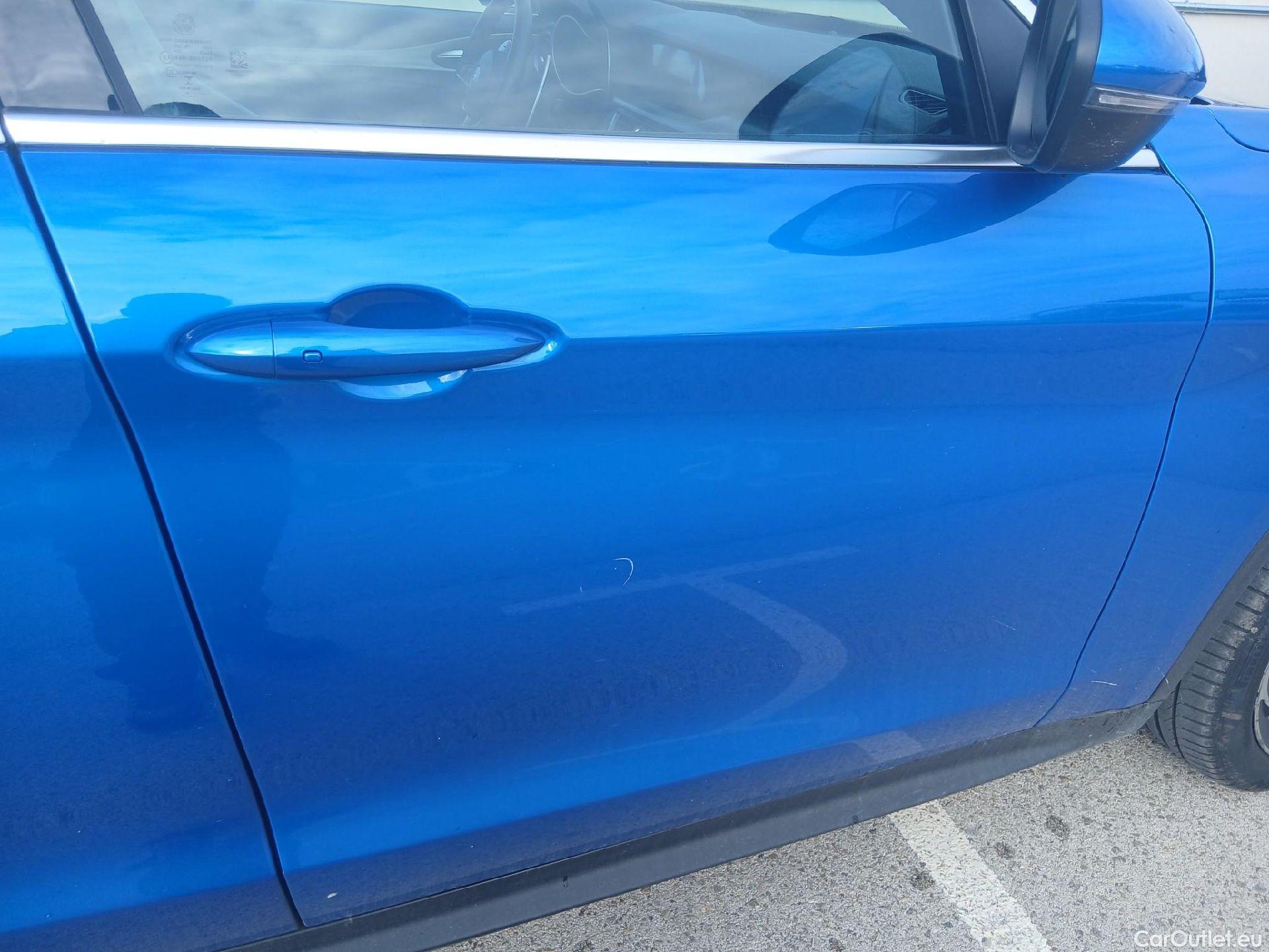  Alfa Romeo   STELVIO Alfa Romeo / 2017 / 5P / todoterreno 2.0 Gasolina 206kW (280CV) Executive AWD #26