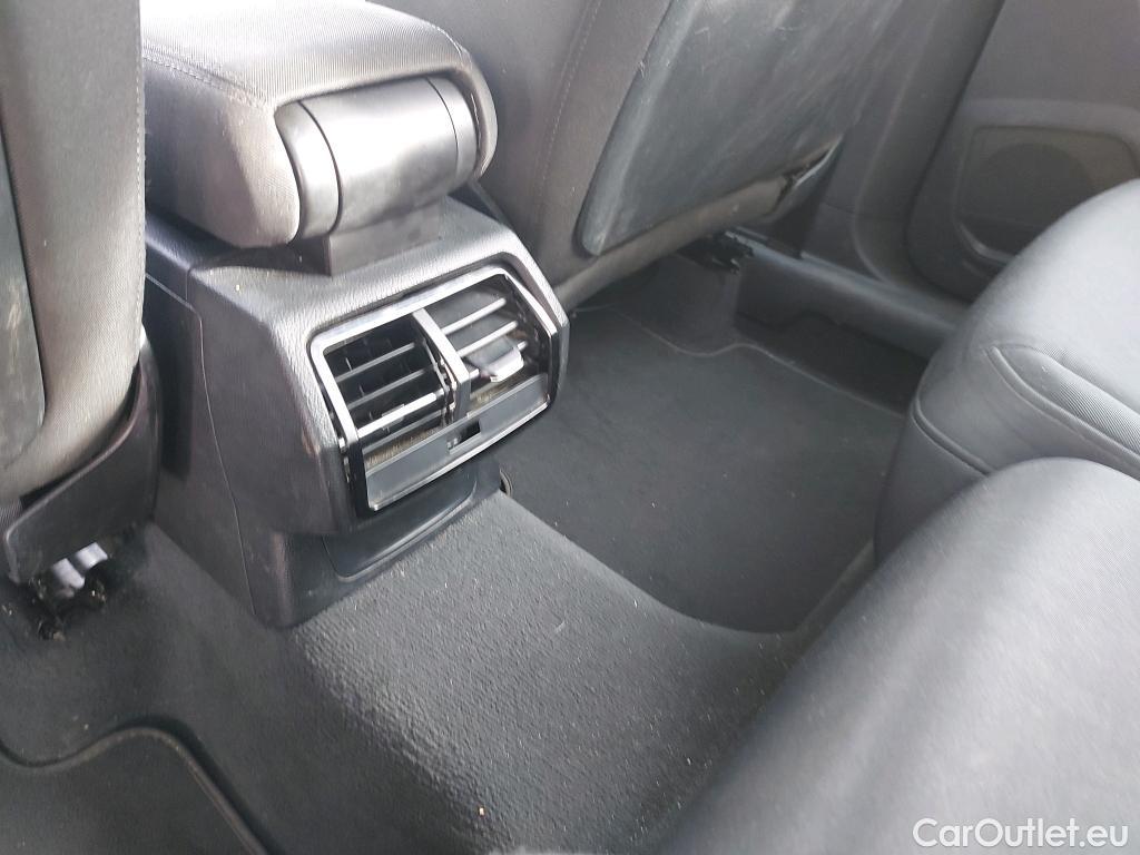  Audi  Q3 AUDI  / 2018 / 5P / todoterreno Advanced 35 TDI 110kW (150CV) S tronic (AC2) #7