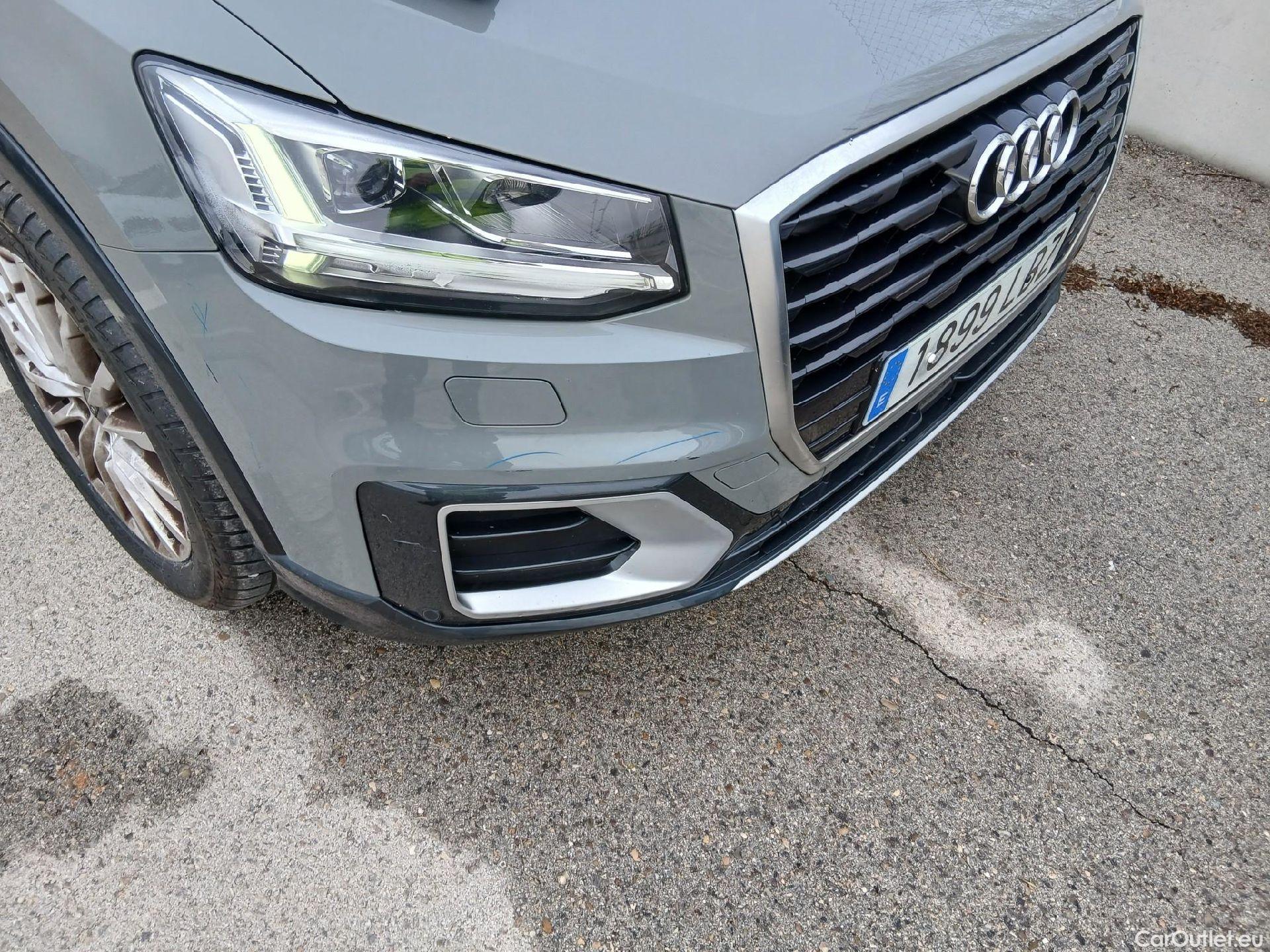  Audi  Q2 AUDI  / 2016 / 5P / todoterreno Design 30 TFSI 85kW (116CV) #3