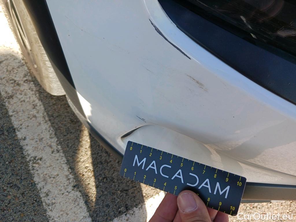  Citroen  C4 Cactus CITROEN  / 2018 / 5P / berlina con portón BlueHDi 100 S&S Feel #13