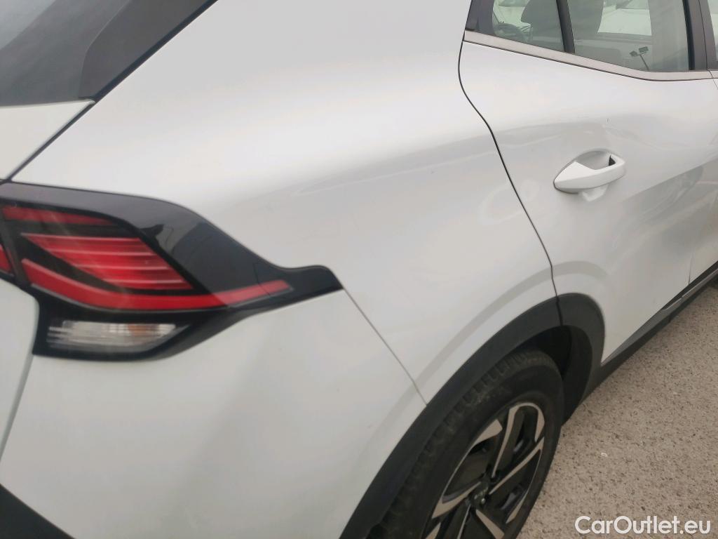  KIA  Sportage KIA  / 2022 / 5P / todoterreno 1.6 CRDi MHEV 100kW (136CV) Business 4X4 #9