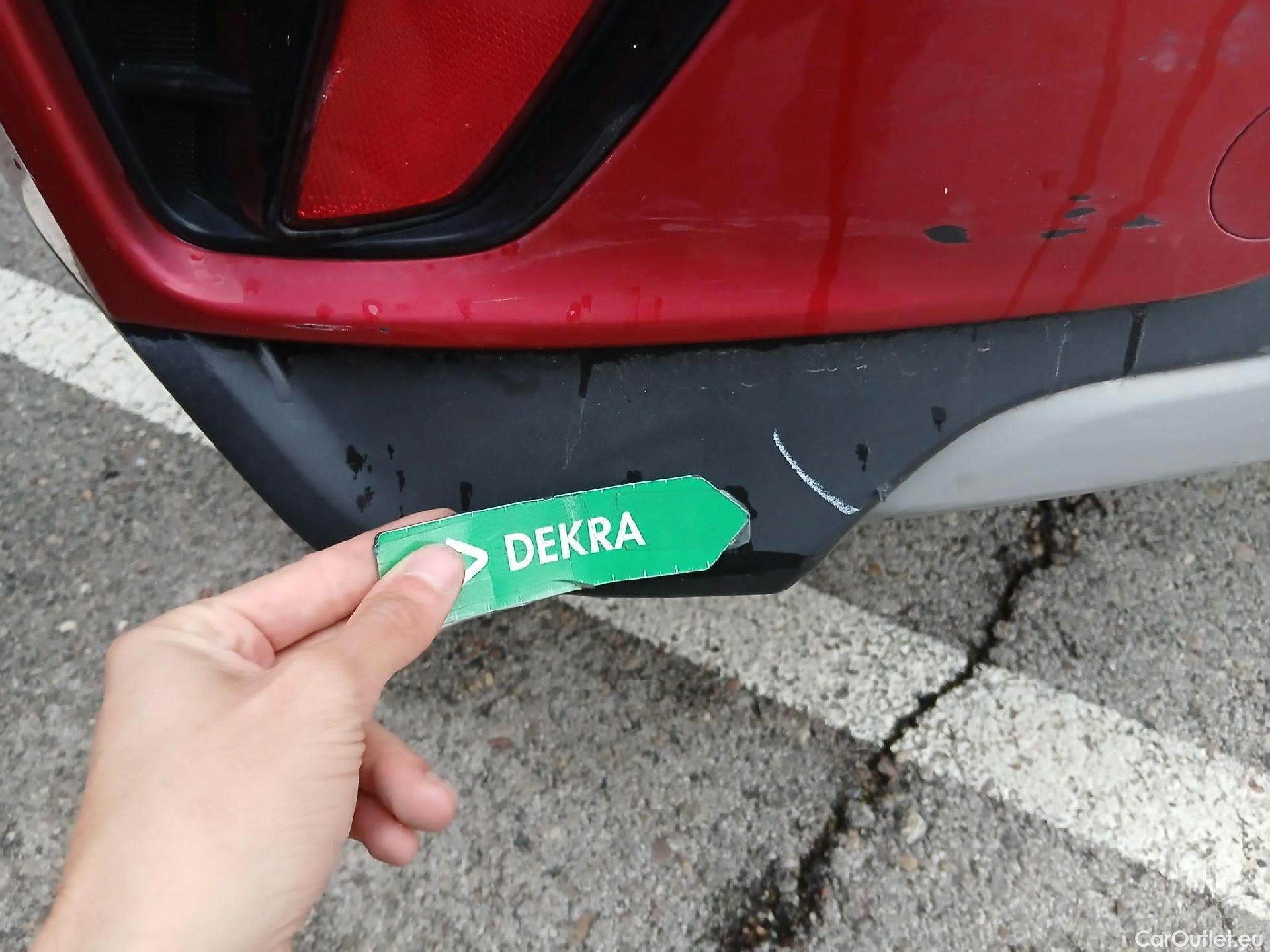  KIA  Niro KIA  / 2019 / 5P / crossover 1.6 GDi PHEV 104kW (141CV) Drive #23