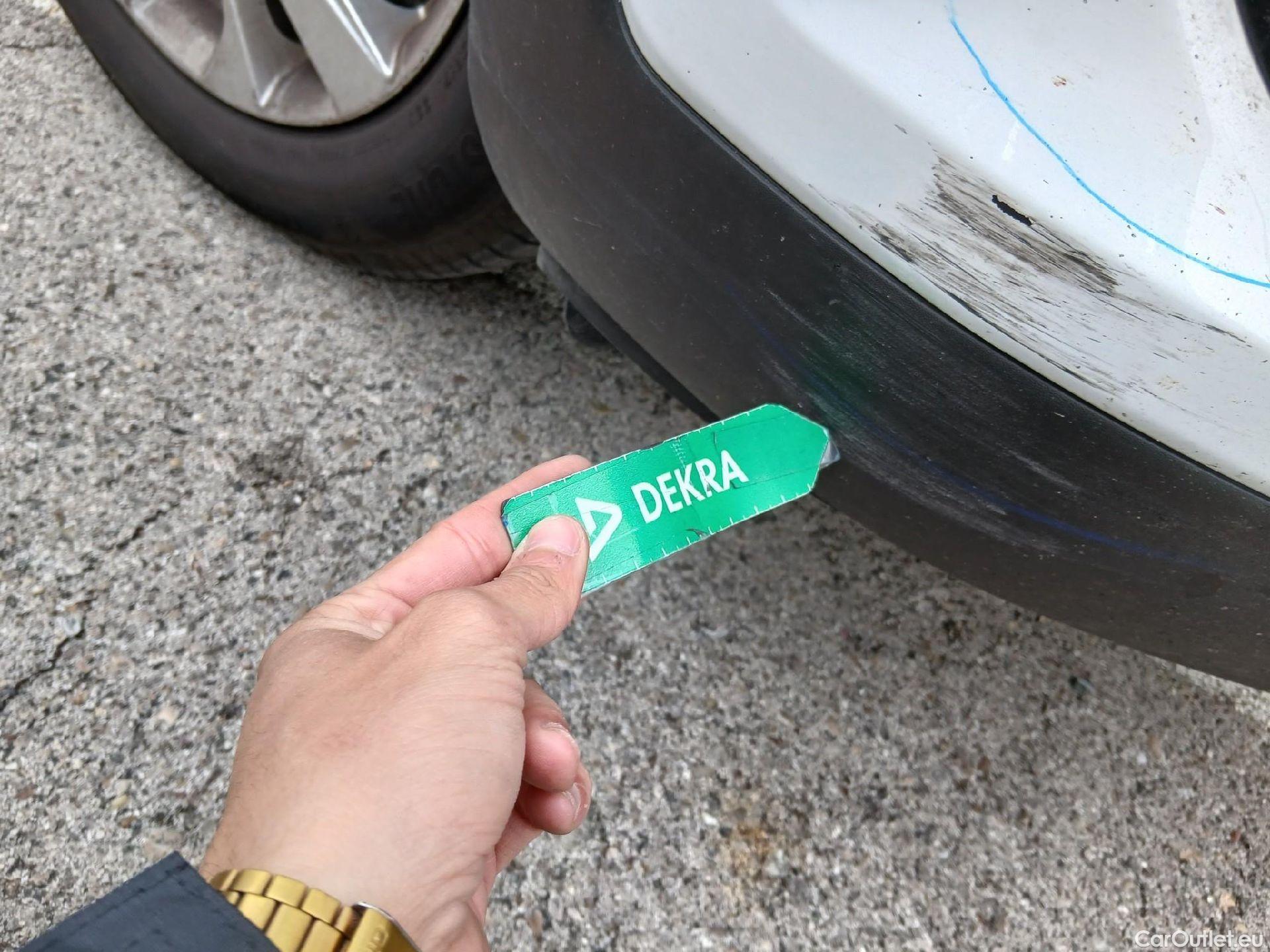  Hyundai  Tucson HYUNDAI  / 2018 / 5P / todoterreno 1.6 CRDI 85kW (116CV) 48V SLE 4X2(SP)(SL) #6