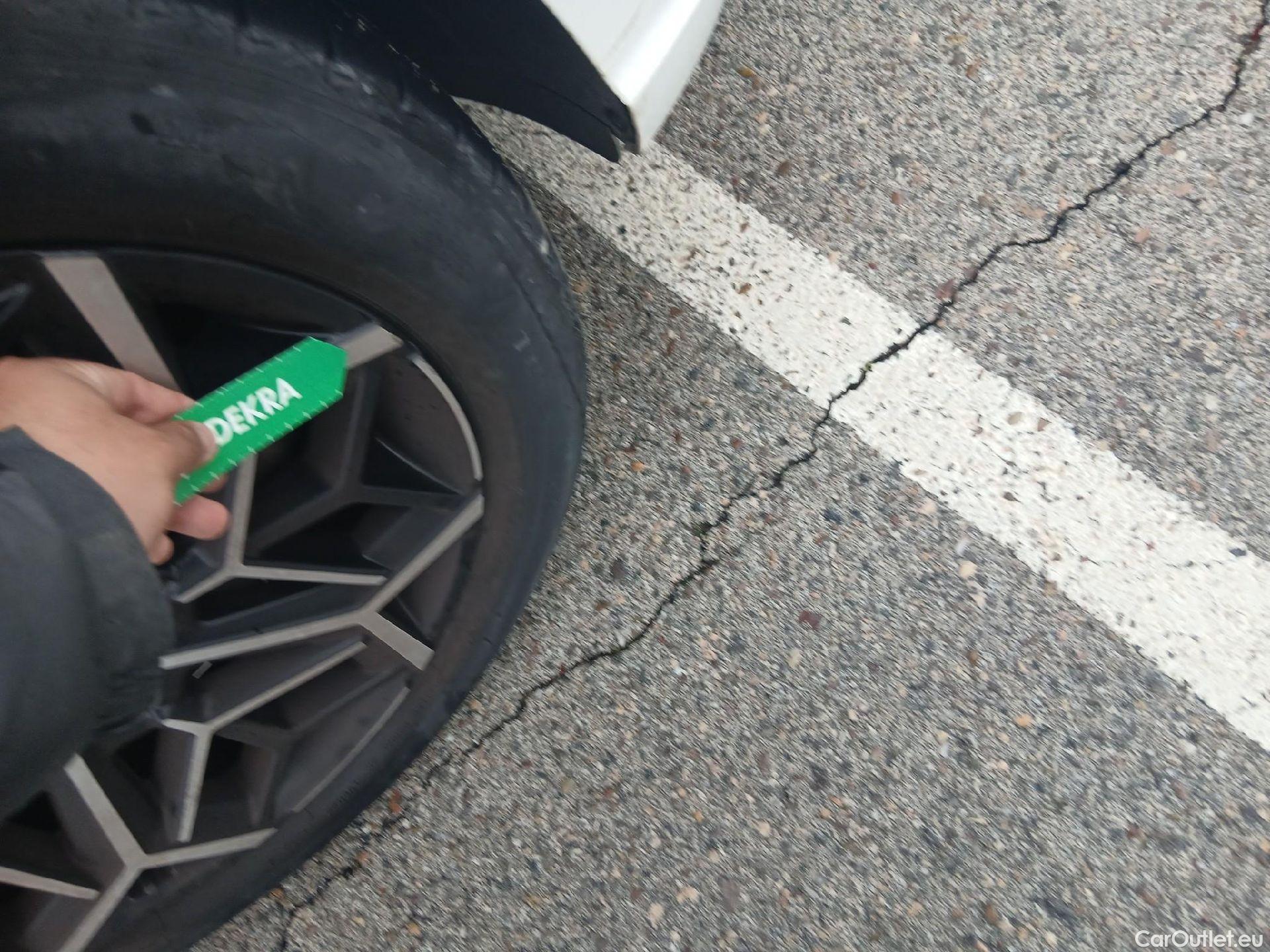  Hyundai  Tucson HYUNDAI  / 2020 / 5P / todoterreno 1.6 CRDI 100kW 48V N Line Sky DCT 4x4 #17