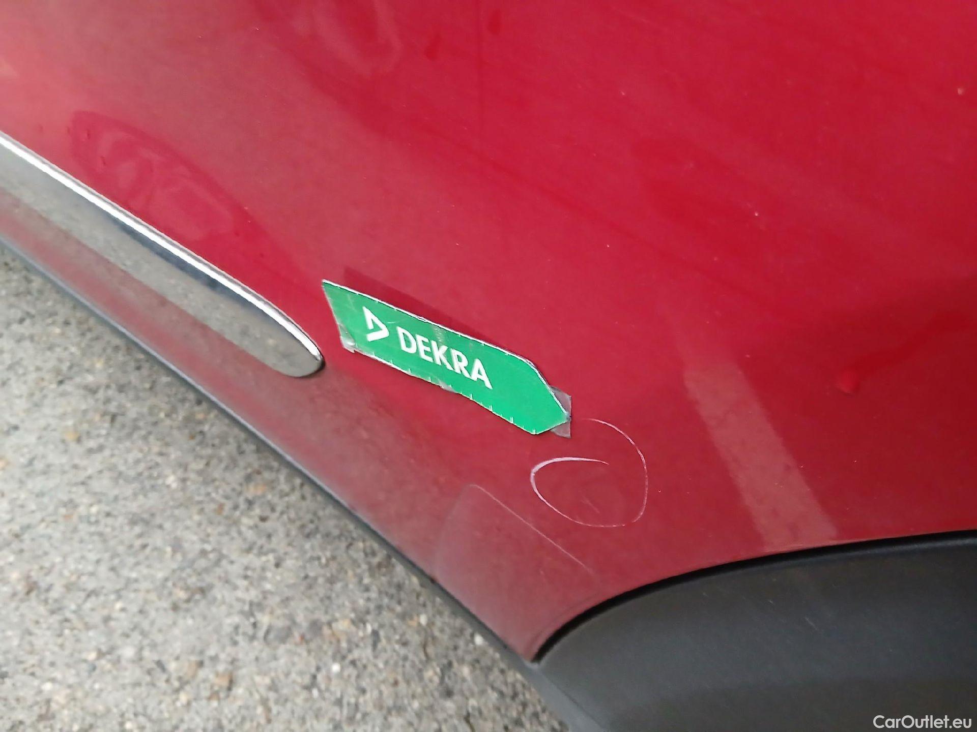  KIA  Niro KIA  / 2019 / 5P / crossover 1.6 GDi PHEV 104kW (141CV) Drive #19