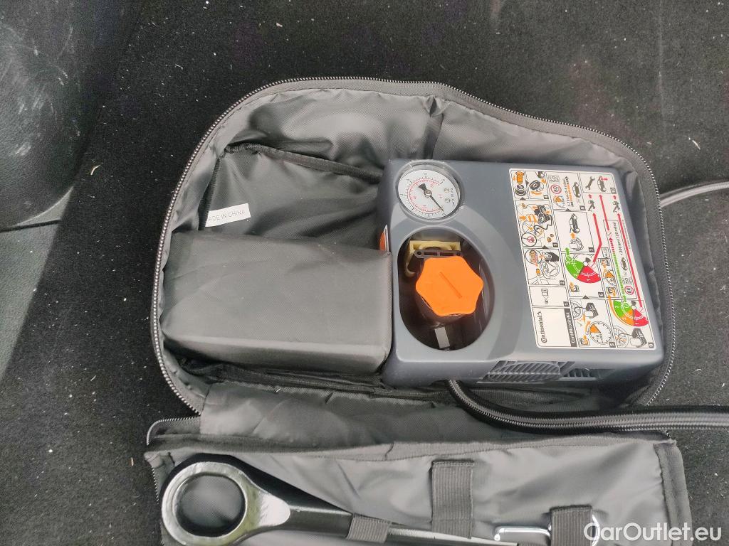  KIA  Sportage KIA  / 2022 / 5P / todoterreno 1.6 CRDi MHEV 100kW (136CV) Business 4X4 #8