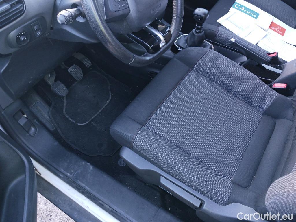  Citroen  C4 Cactus CITROEN  / 2018 / 5P / berlina con portón BlueHDi 100 S&S Feel #11