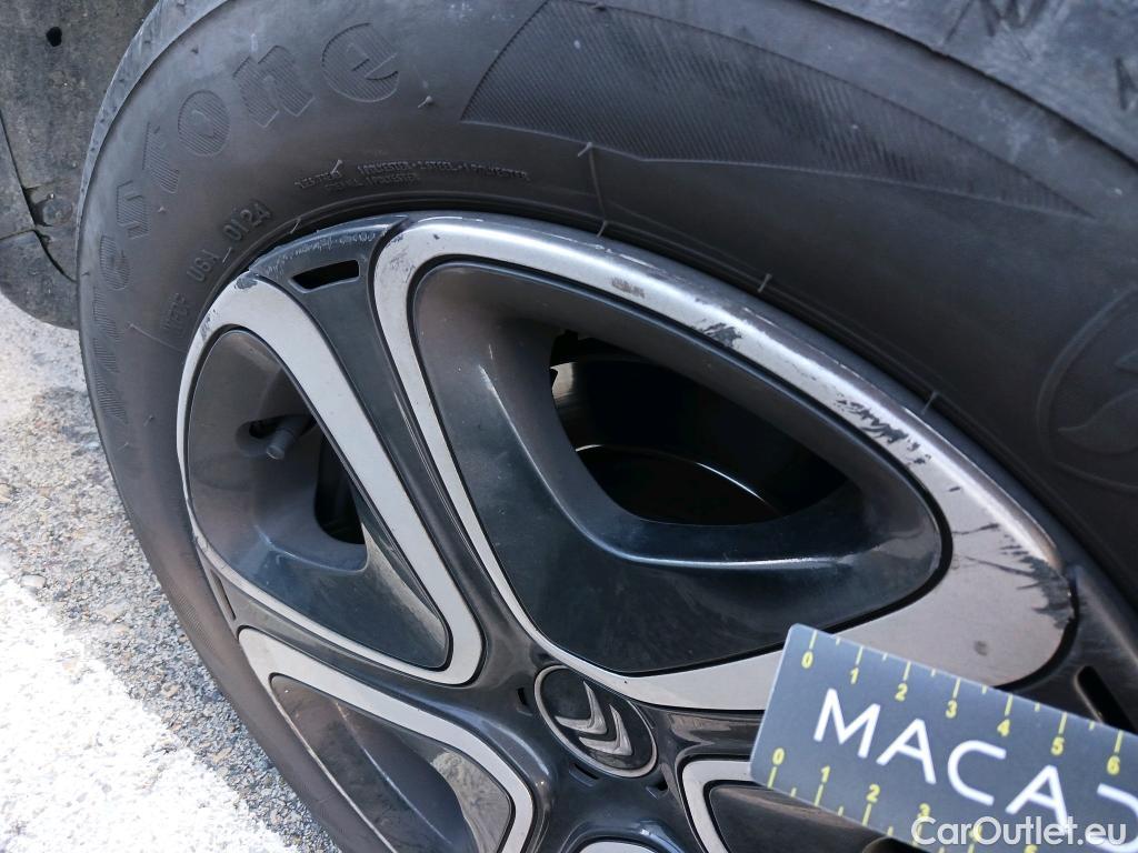  Citroen  C4 Cactus CITROEN  / 2018 / 5P / berlina con portón BlueHDi 100 S&S Feel #18