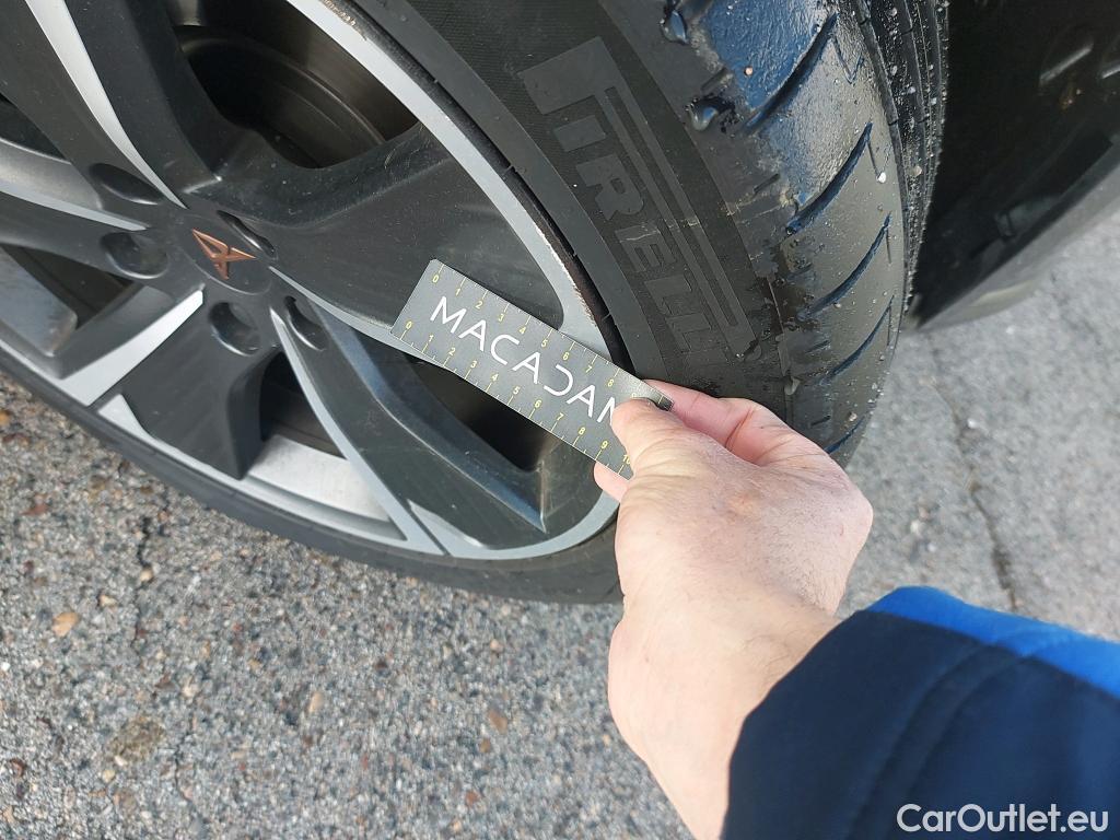  Cupra  Formentor CUPRA  / 2020 / 5P / todoterreno 1.4 e-Hybrid 150kW (204 CV) DSG (AC) #2