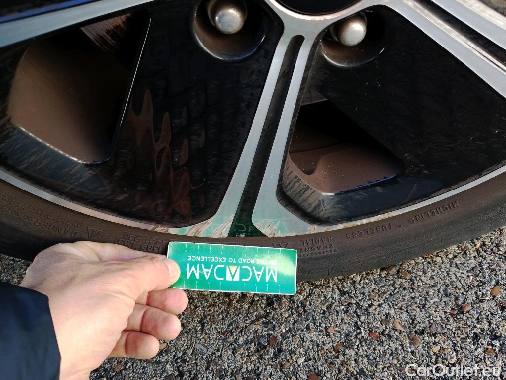  KIA  XCeed KIA  1.6 GDi PHEV 104kW (141CV) eDrive #2