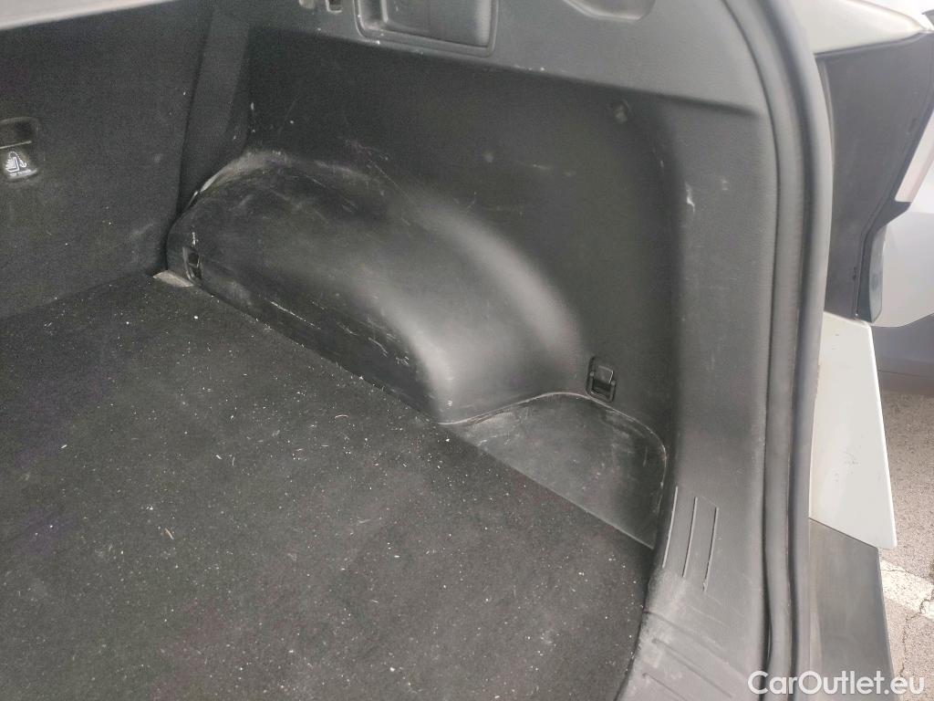  KIA  Sportage KIA  / 2022 / 5P / todoterreno 1.6 CRDi MHEV 100kW (136CV) Business 4X4 #20