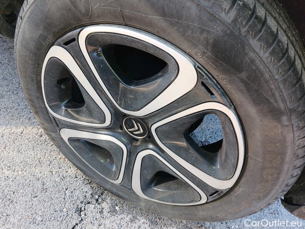  Citroen  C4 Cactus CITROEN  / 2018 / 5P / berlina con portón BlueHDi 100 S&S Feel #21