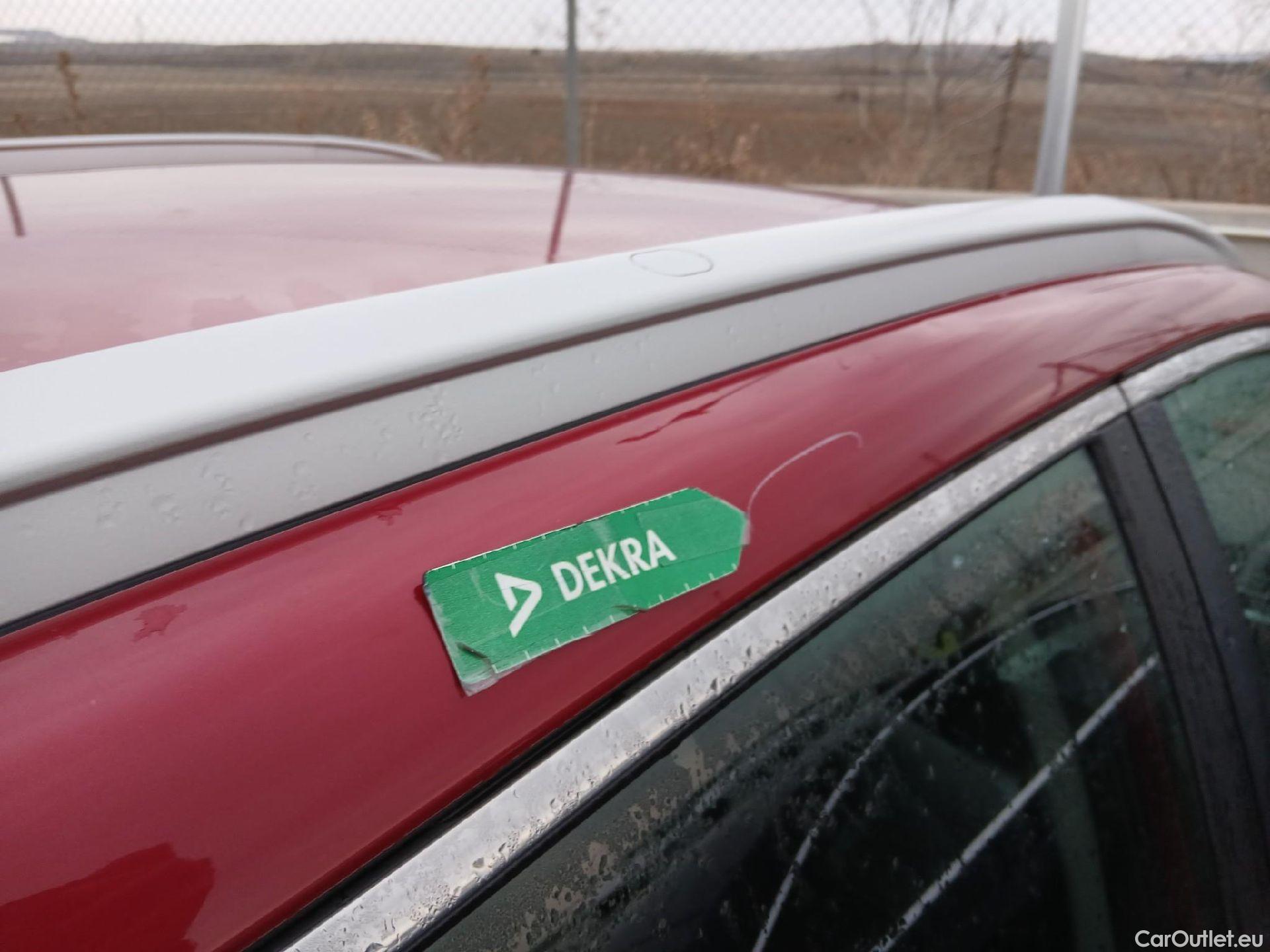  KIA  Niro KIA  / 2019 / 5P / crossover 1.6 GDi PHEV 104kW (141CV) Drive #30