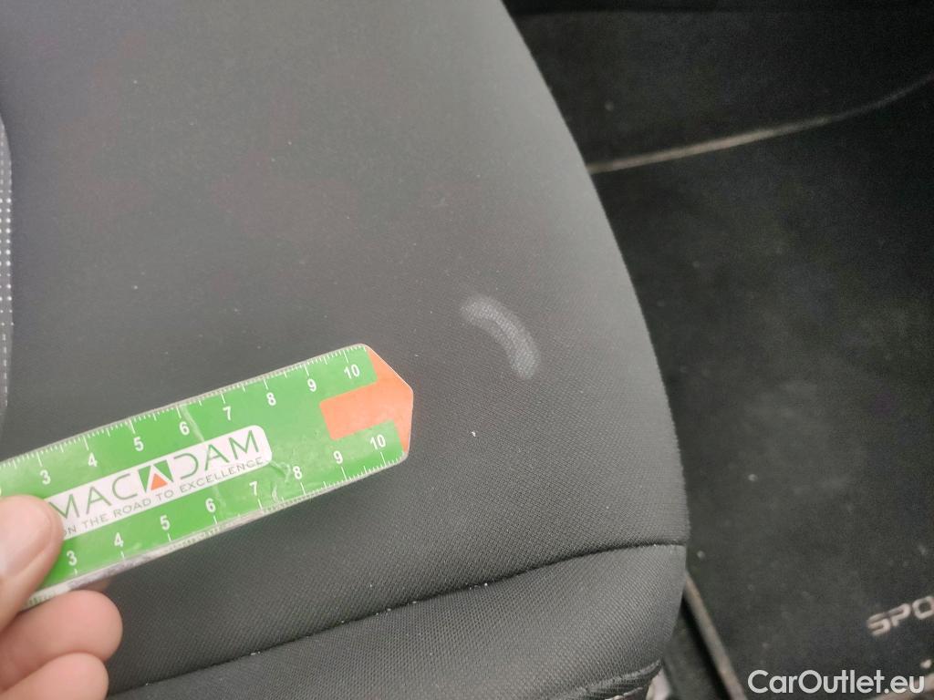  KIA  Sportage KIA  / 2022 / 5P / todoterreno 1.6 CRDi MHEV 100kW (136CV) Business 4X4 #14