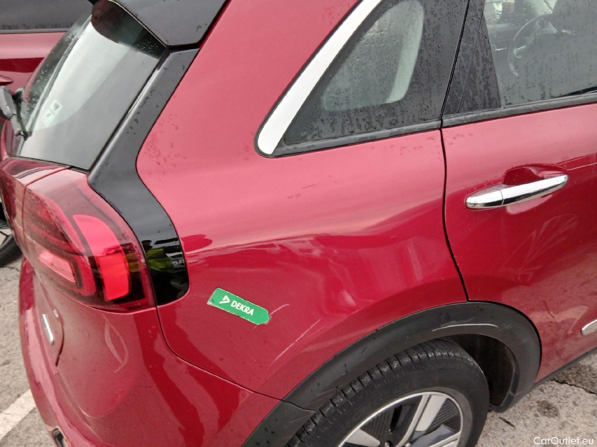  KIA  Niro KIA  / 2019 / 5P / crossover 1.6 GDi PHEV 104kW (141CV) Drive #32