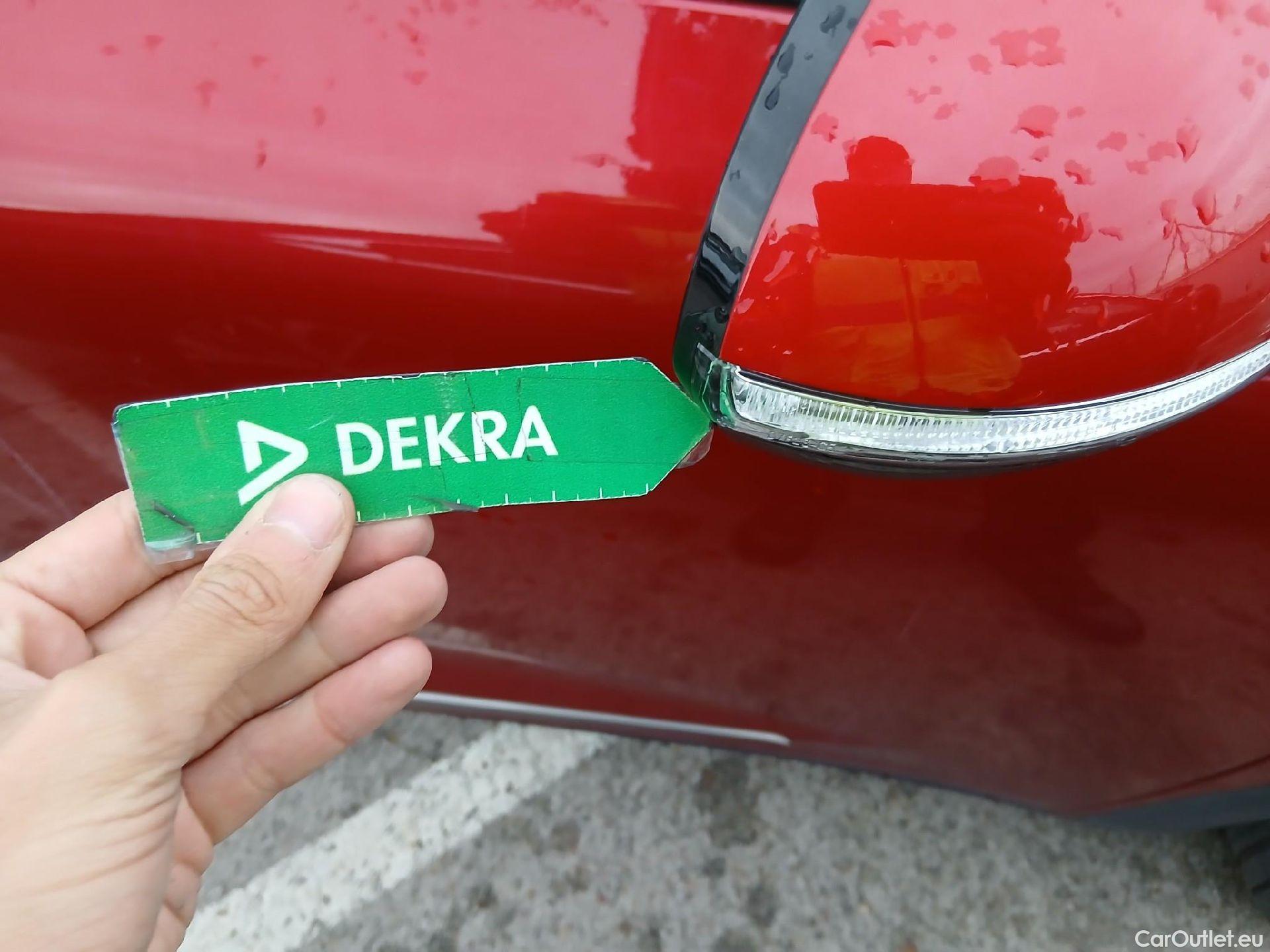  KIA  Niro KIA  / 2019 / 5P / crossover 1.6 GDi PHEV 104kW (141CV) Drive #39