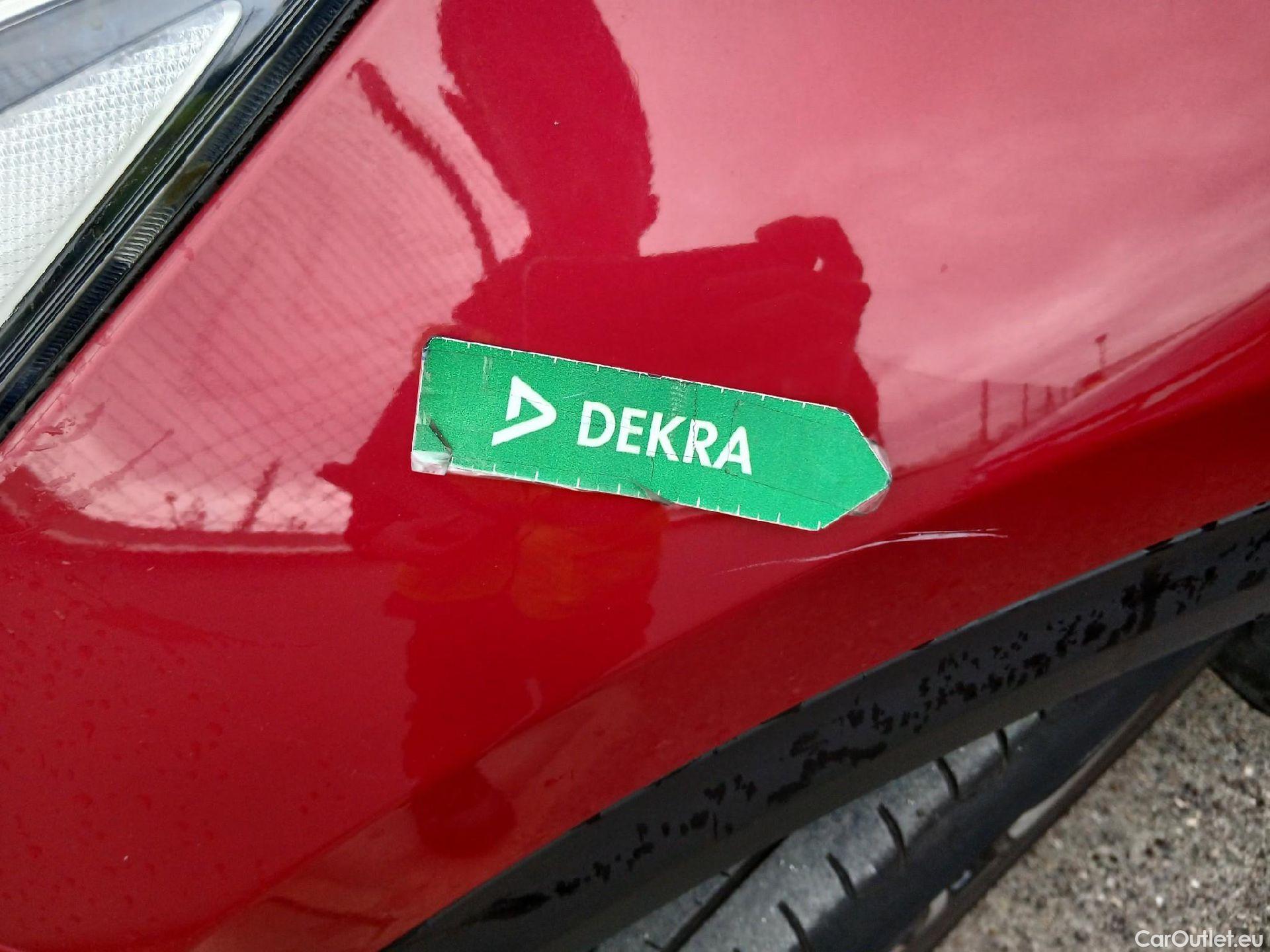  KIA  Niro KIA  / 2019 / 5P / crossover 1.6 GDi PHEV 104kW (141CV) Drive #11