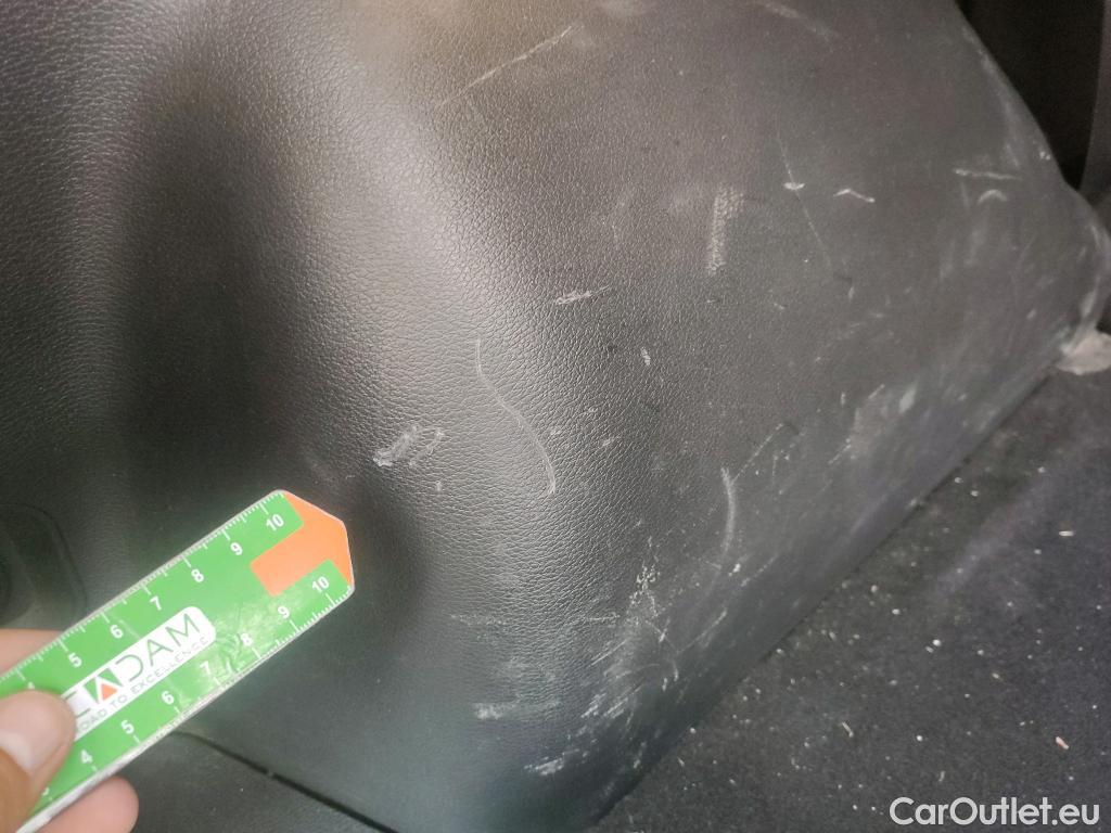  KIA  Sportage KIA  / 2022 / 5P / todoterreno 1.6 CRDi MHEV 100kW (136CV) Business 4X4 #19