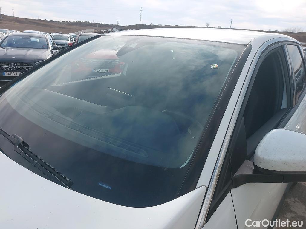  Peugeot  3008 PEUGEOT  / 2020 / 5P / todoterreno 1.2 PureTech 96KW S&S Active Pack EAT8 #7