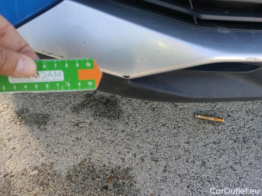  Peugeot  3008 PEUGEOT  Hybrid / 2020 / 5P / todoterreno 225 e-EAT8 Allure #26