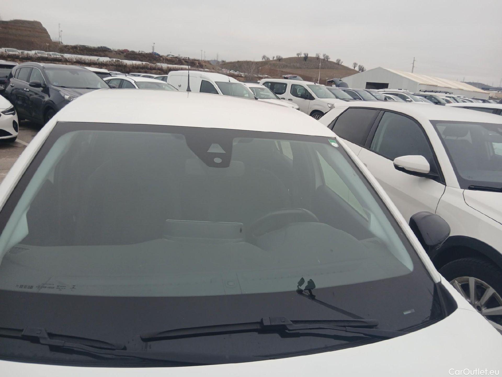  Peugeot  208  Active Pack 1.5 HDi 100CV MT6 E6d #10