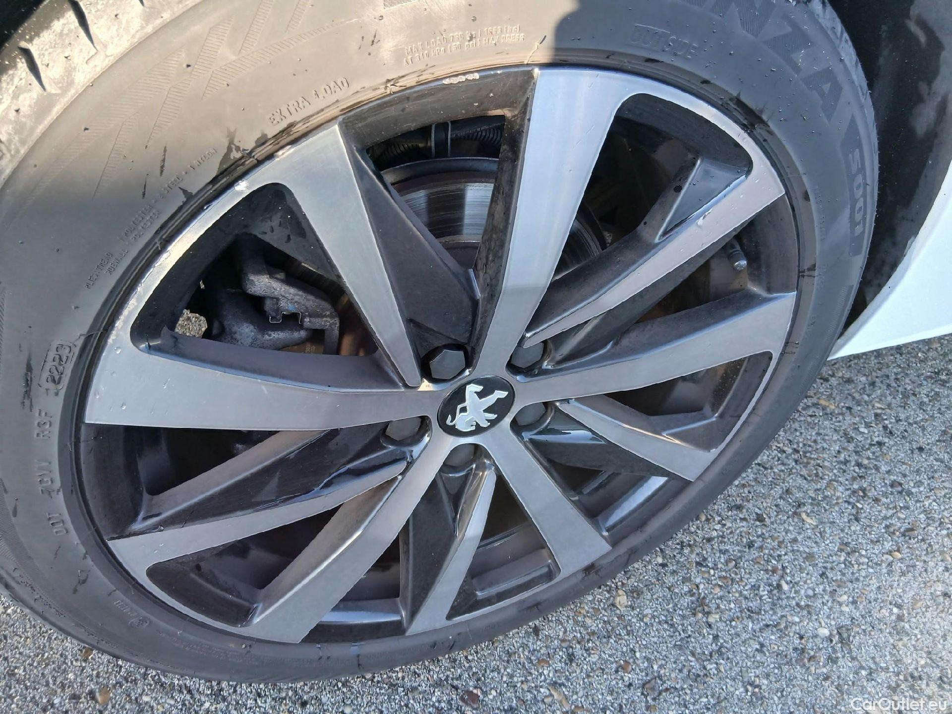  Peugeot  508 PEUGEOT  / 2018 / 5P / berlina con portón 5P GT Line BlueHDi 120kW (160) S&S EAT8 #24